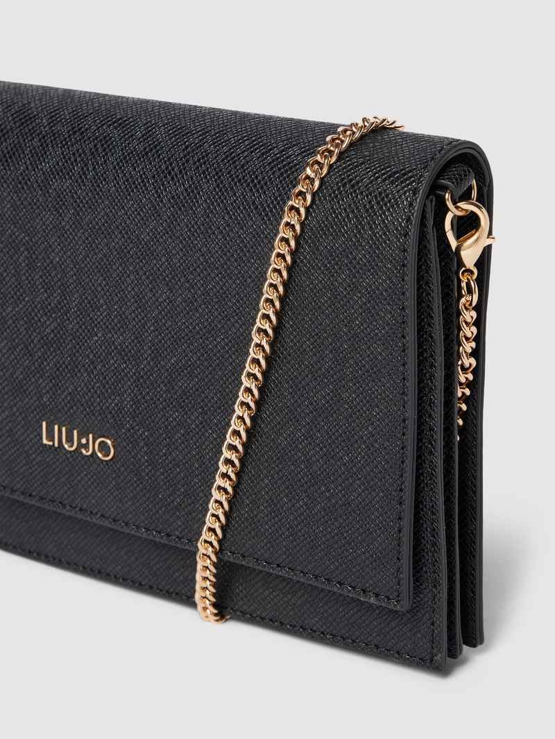 Clutch mit Strukturmuster Modell 'Manhattan' in schwarz