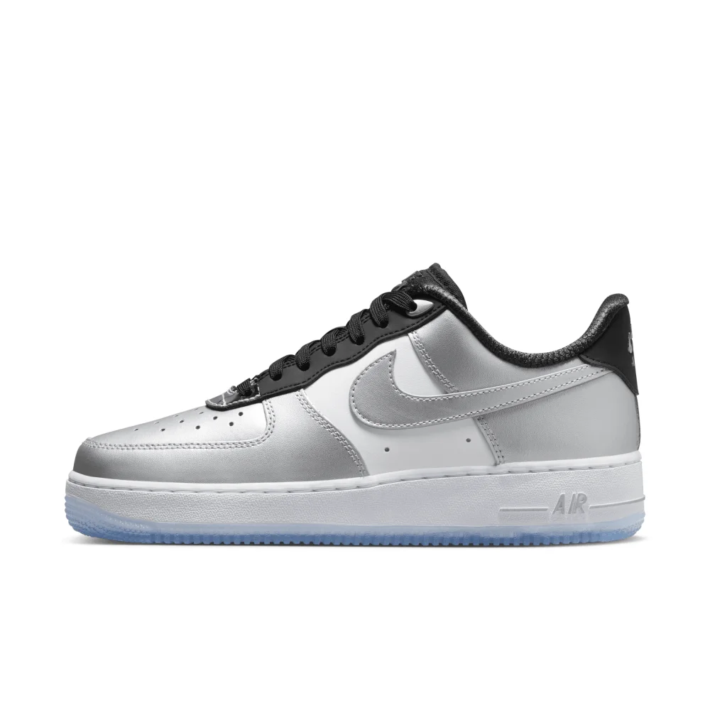 Nike Air Force 1 07 SE DX6764-001 / grau