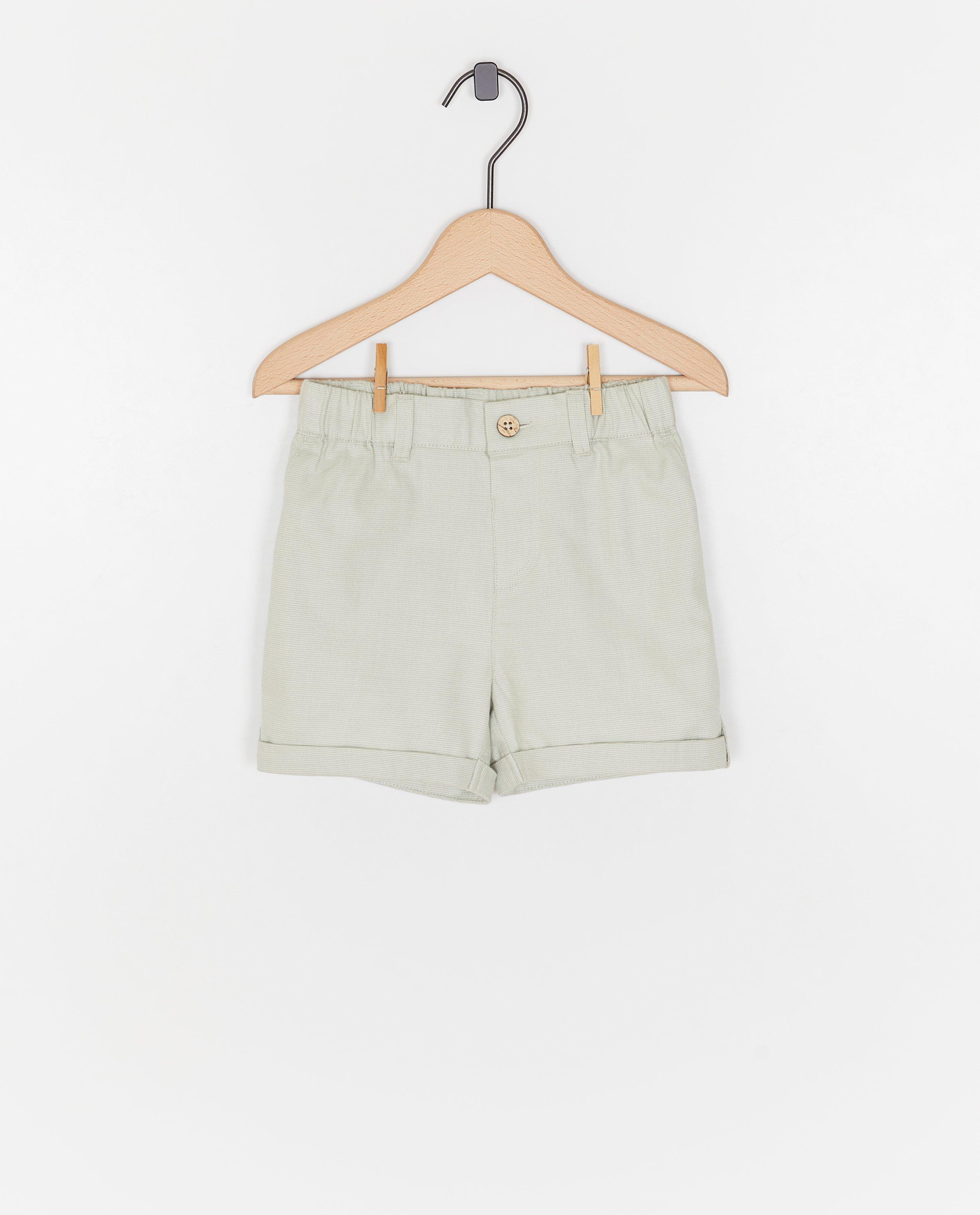 Pantaloni scurți verde deschis pentru Cuddles and Smiles, kaki pentru ocazii speciale