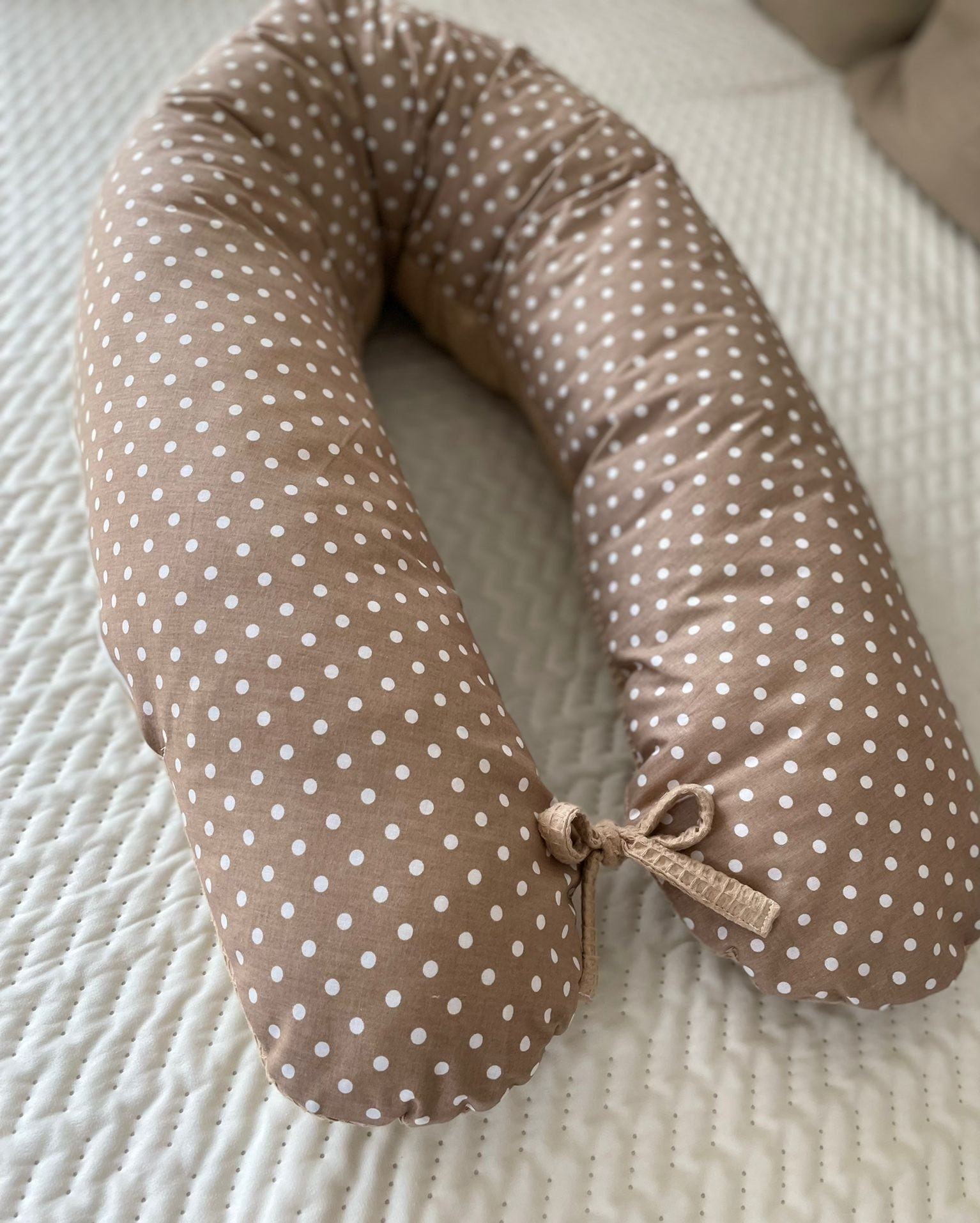 Loolay Stillkissen Attmungsaktive WAFFELPIQUE + GLATT Baumwolle XXL Stillkissen 170 cm, 1A Qualitat Europäische Stoffe unf Kleinserien-Nähen, LOOLAY® Stillkissen + Bezug, WEICH Schwangerschaftskissen Seitenschläferkissen Taupe, Beige