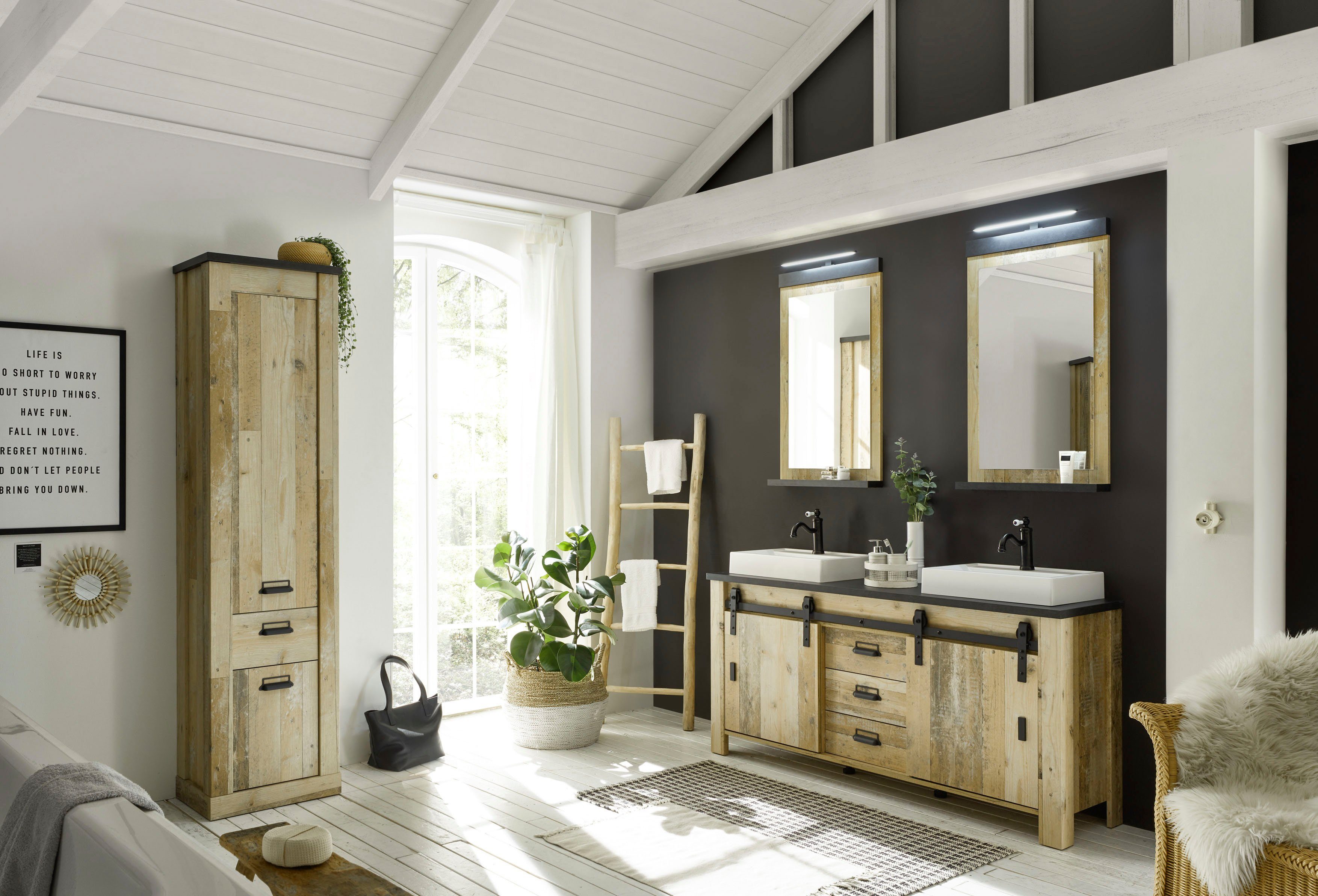 Home affaire Stauraumschrank SHERWOOD in modernem Holz Dekor, mit Apothekergriffen aus Metall, Höhe 201 cm