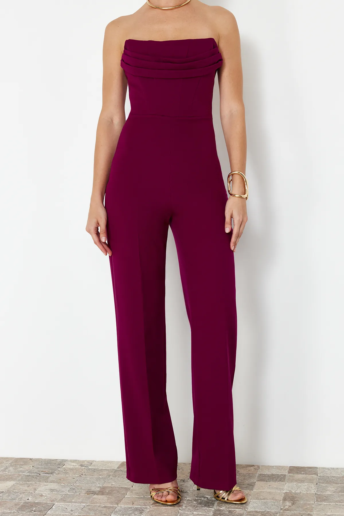 Trendyol Collection  Pflaumenfarbener gewebter Jumpsuit mit Korsettdetail TPRSS24TU00002