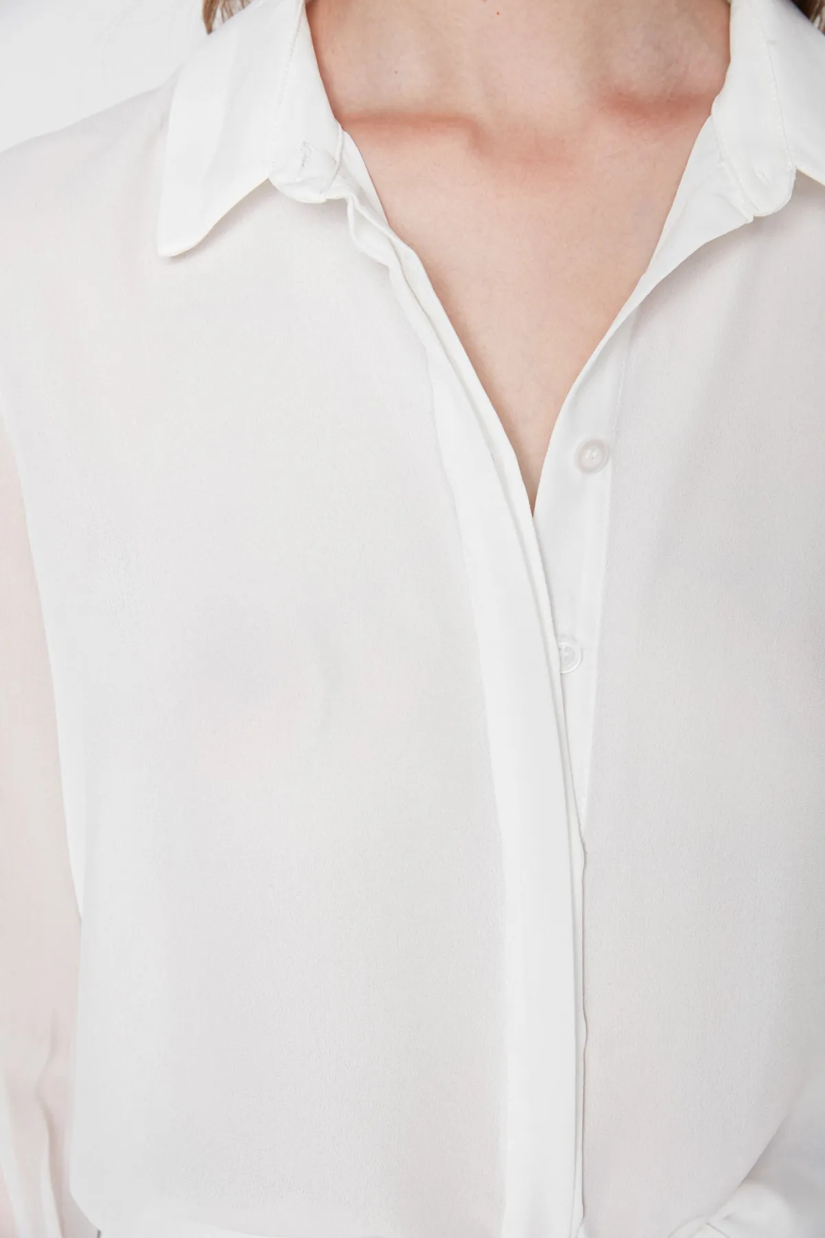 Trendyol Collection  Transparentes weißes gewebtes Hemd - Regular Fit TWOAW20GO0116