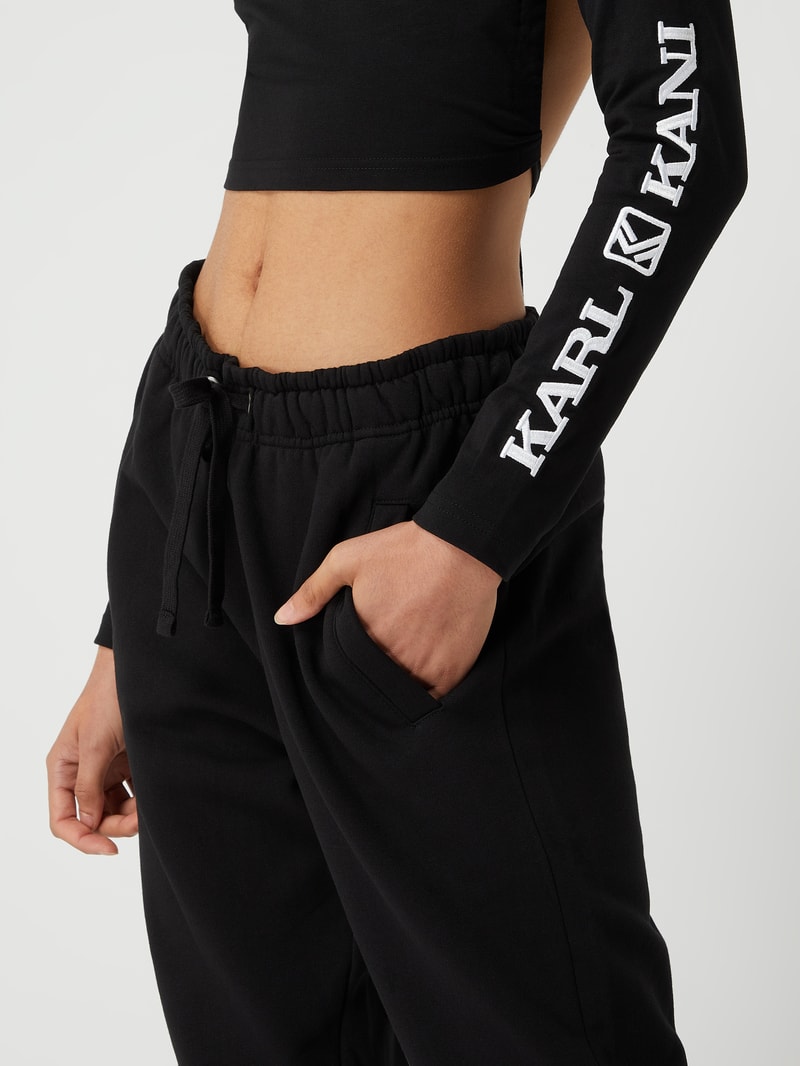 Cropped Longsleeve mit Schnürung  in schwarz