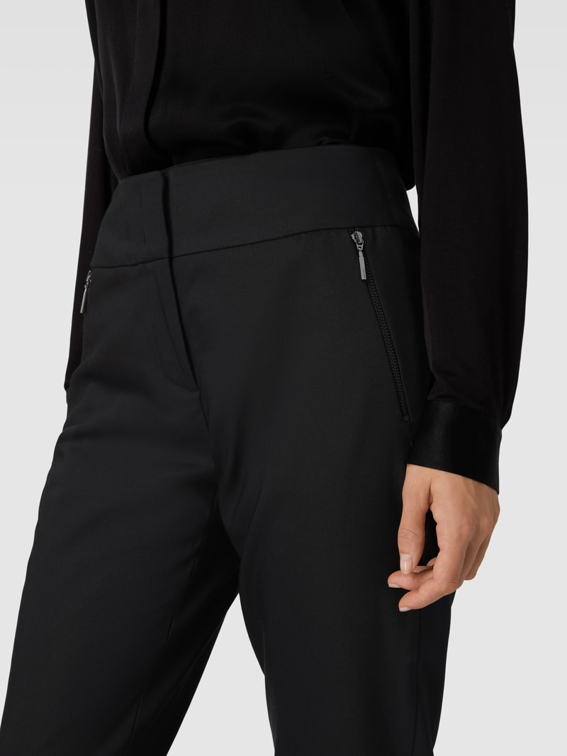 Stoffhose mit Reißverschlusstaschen in schwarz
