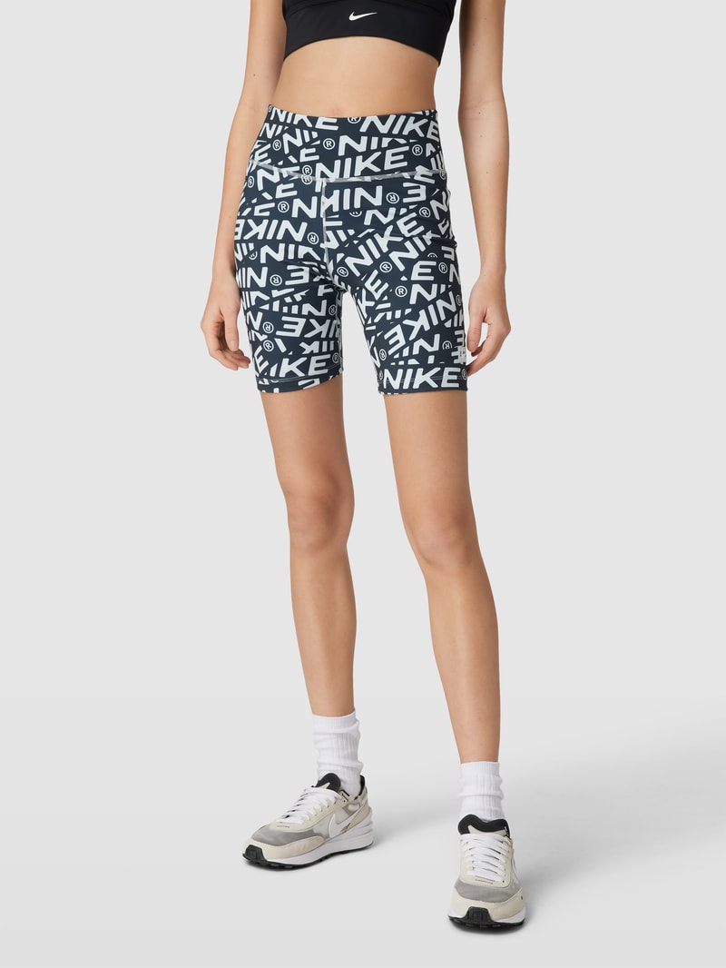 Radlerhose mit Allover-Print in schwarz