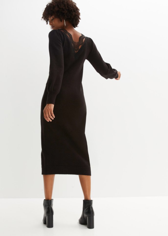 Strickkleid mit Häkelspitze