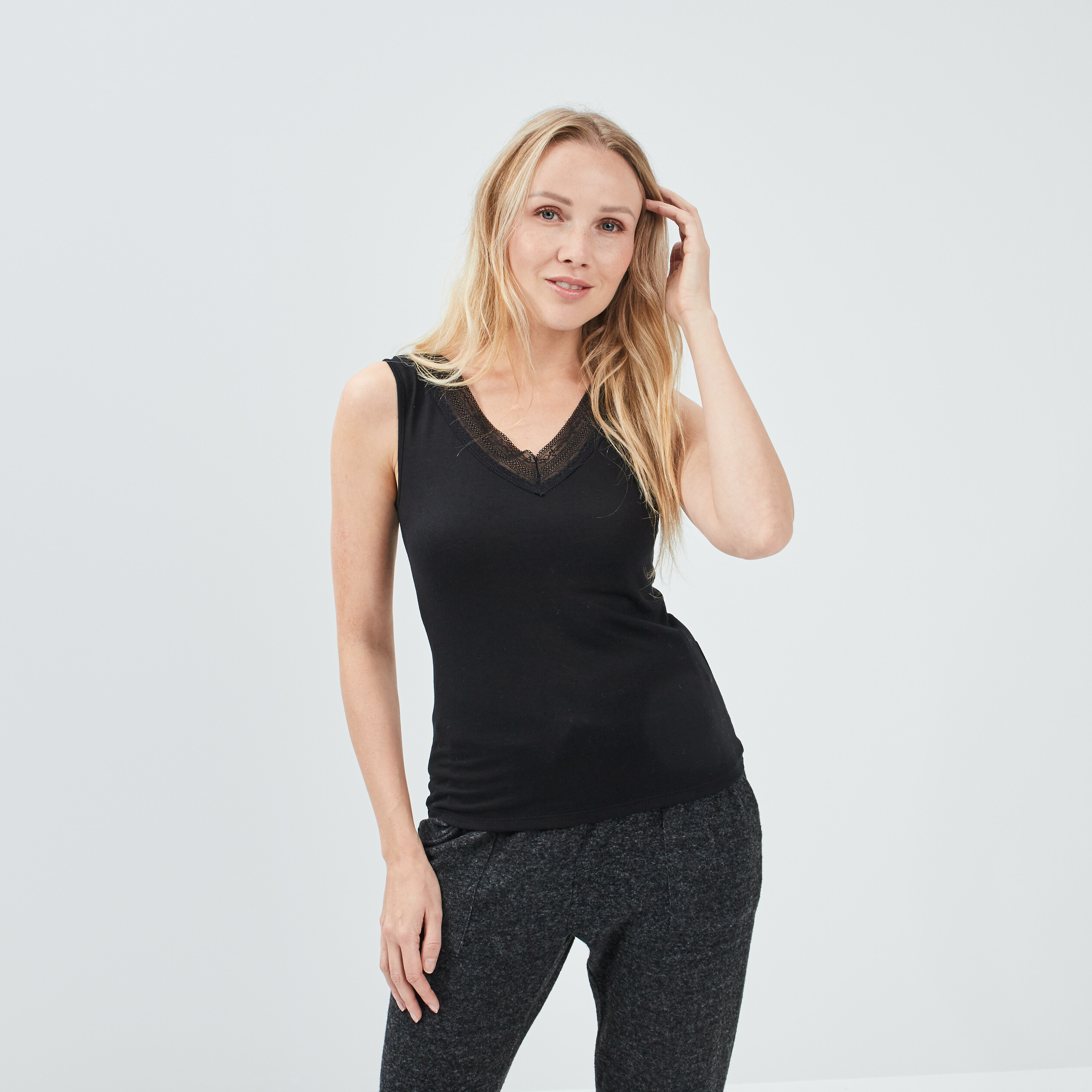 Haut de pyjama débardeur noir femme | La Halle