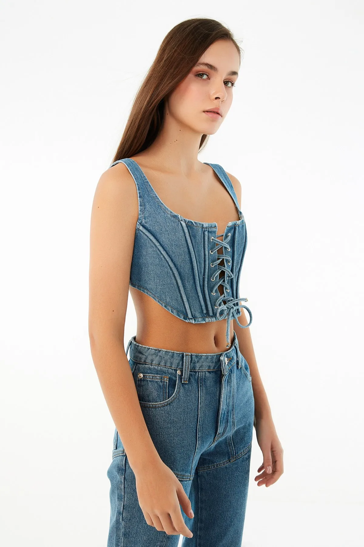 Trendyol Collection  X Zeynep Tosun Blue Denim Bustier mit Bindedetail TPRSS22BS0047