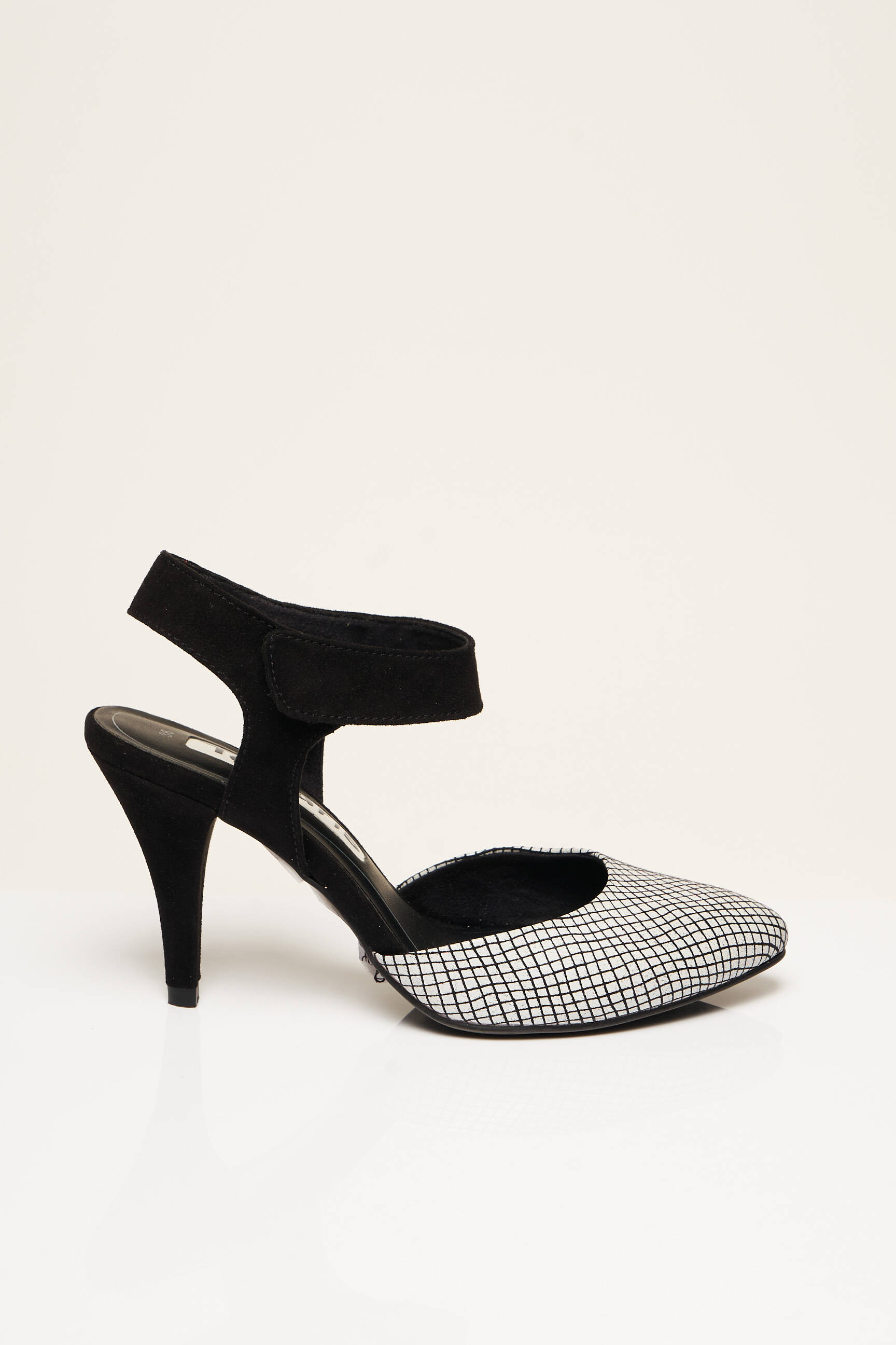 Tamaris Sandales Nu Pieds Femme couleur noir