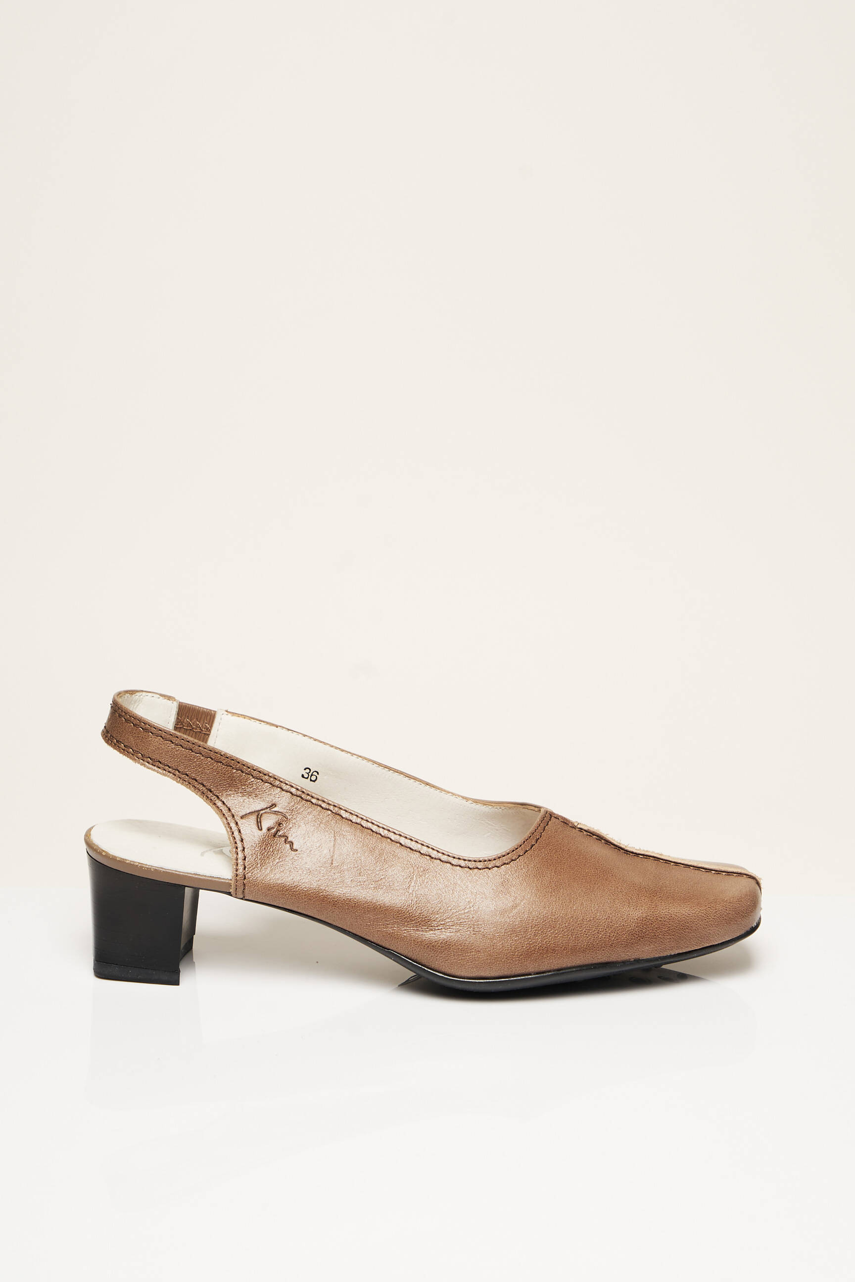 Kim Sandales Nu Pieds Femme couleur marron
