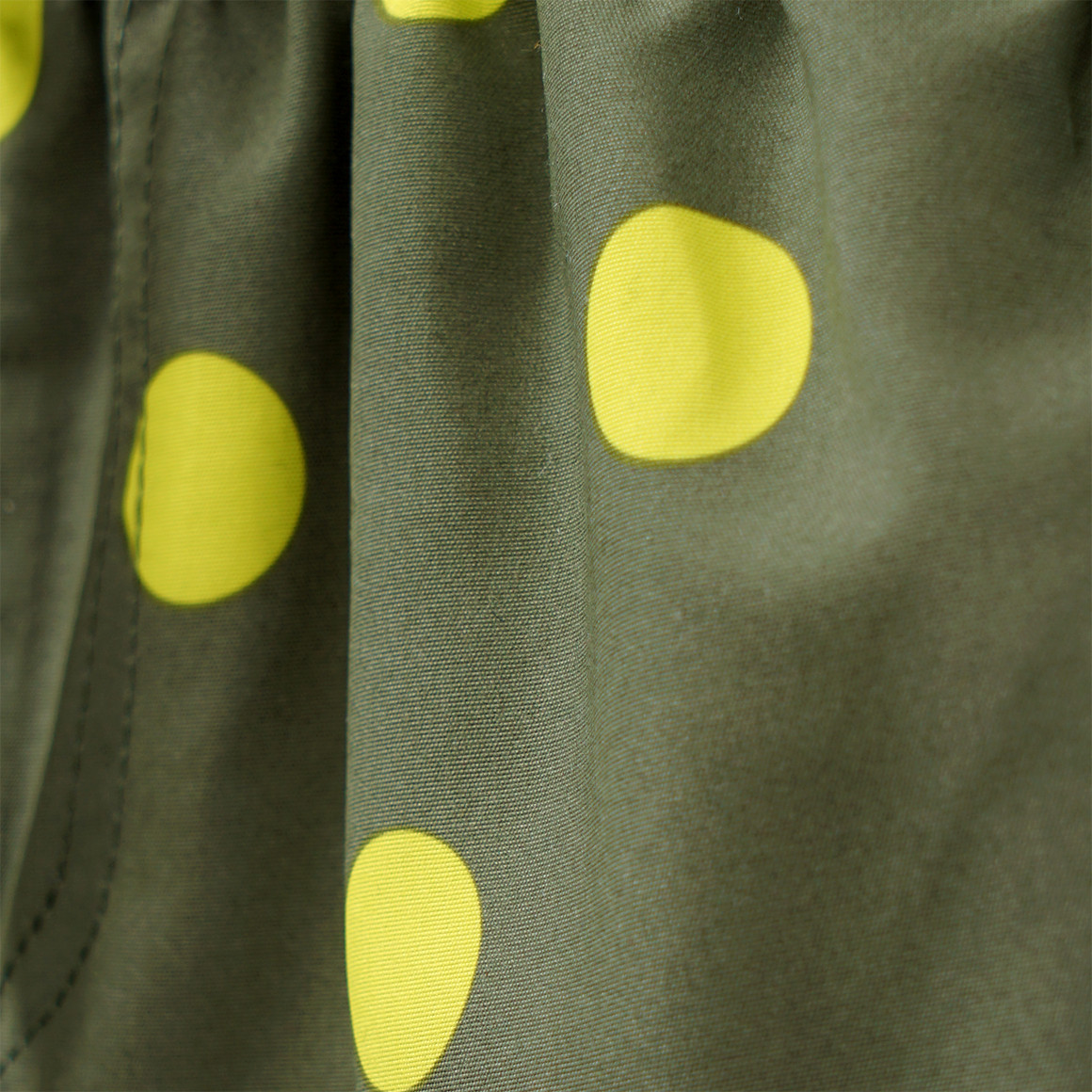 Jungen Badeshorts mit Punkte-Allover