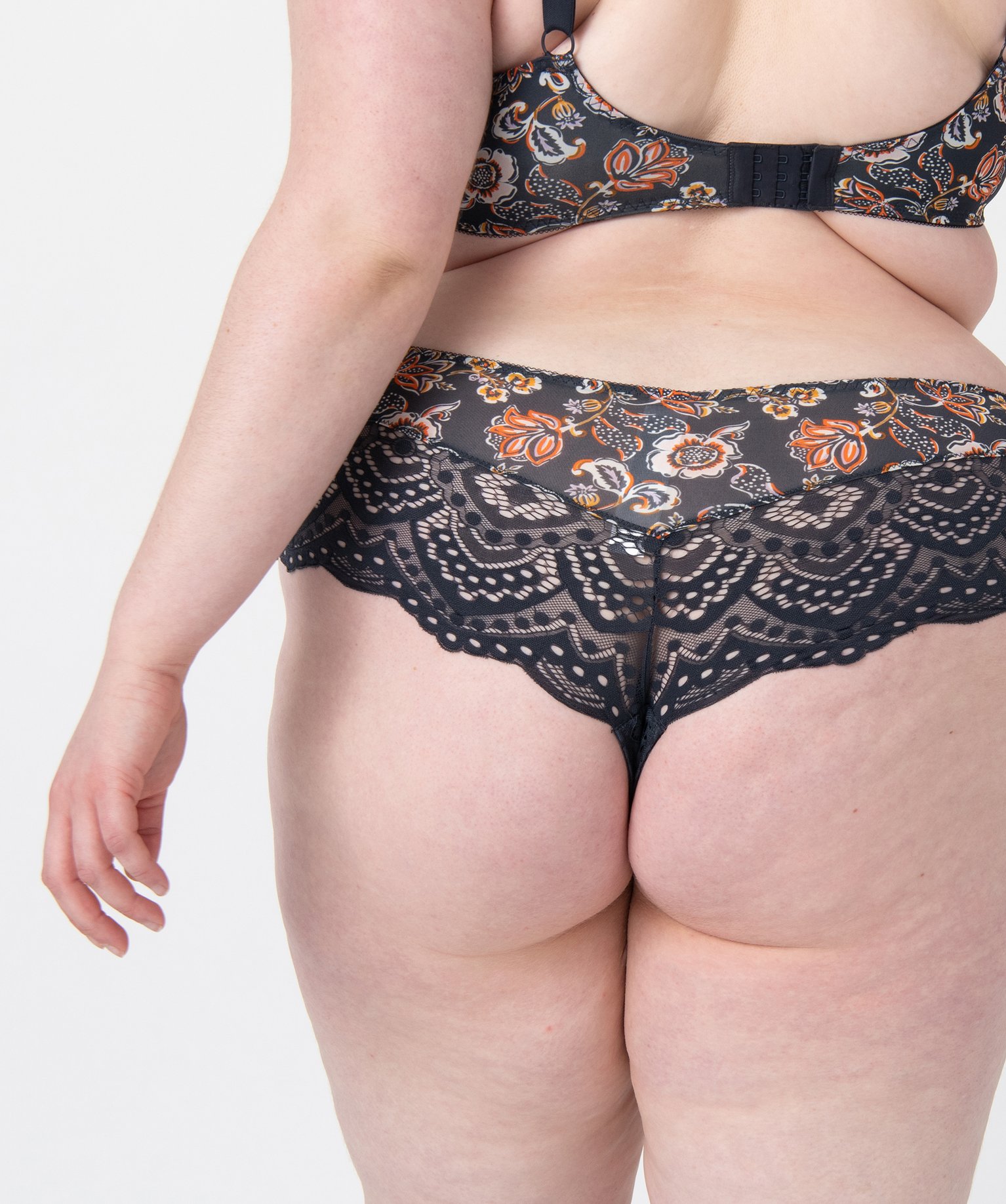 Shorty femme grande taille à motifs fleuris imprime | GEMO