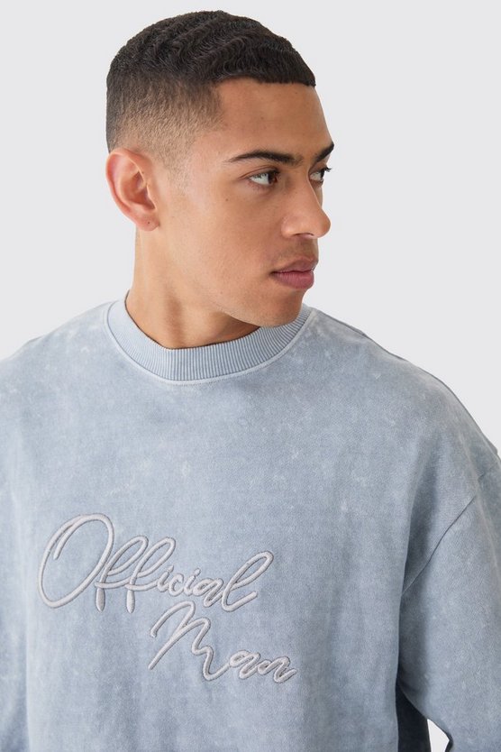 Oversize Sweatshirt mit Acid-Waschung und Man-Stickerei