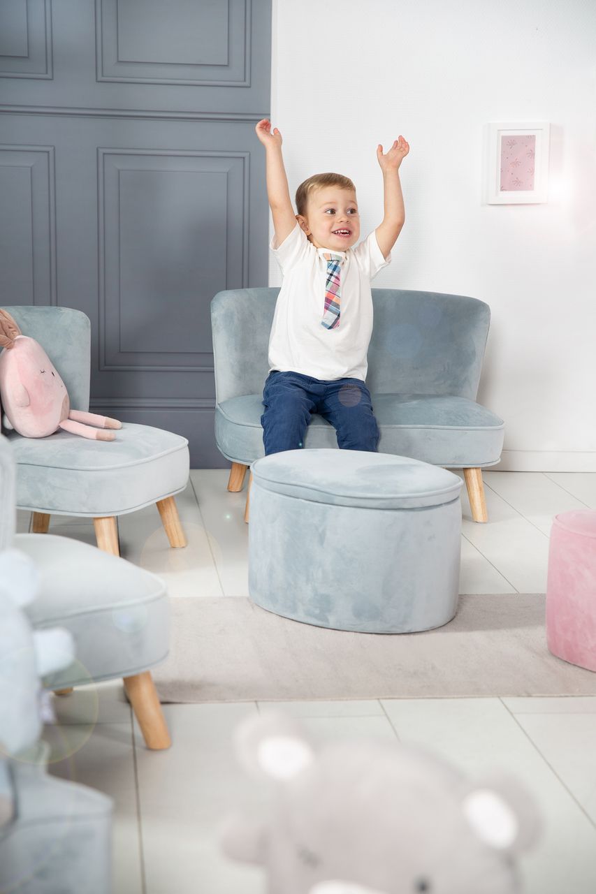 Roba Kindersofa „Lil Sofa“, bequeme Kindercouch mit stabilen Holzfüßen und Samtstoff in Sky/Hellblau