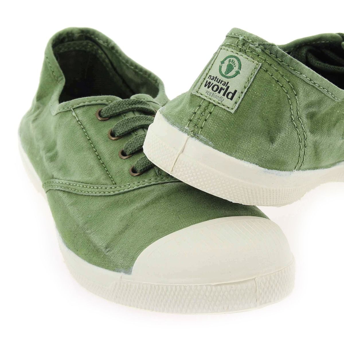 Natural world  102 E - Vert