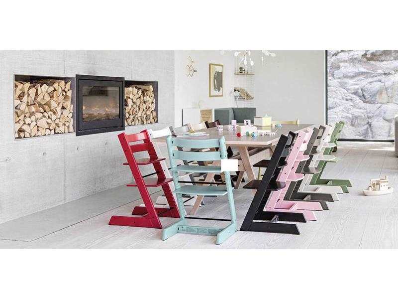 Chaise Tripp Trapp Gris brume avec Baby Set et tablette