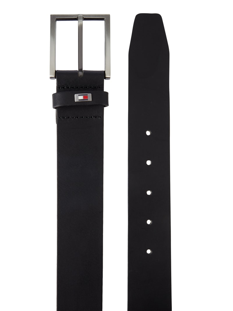 Gürtel aus Leder in schwarz
