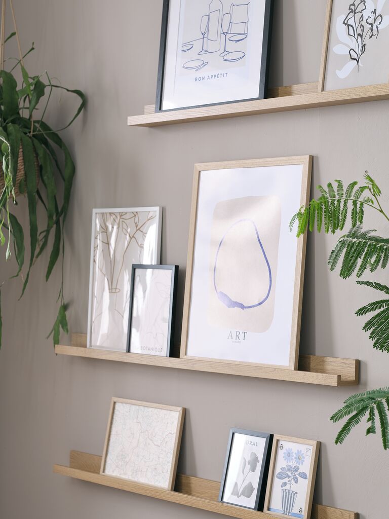 AVNEDE 115x7 oak picture shelf