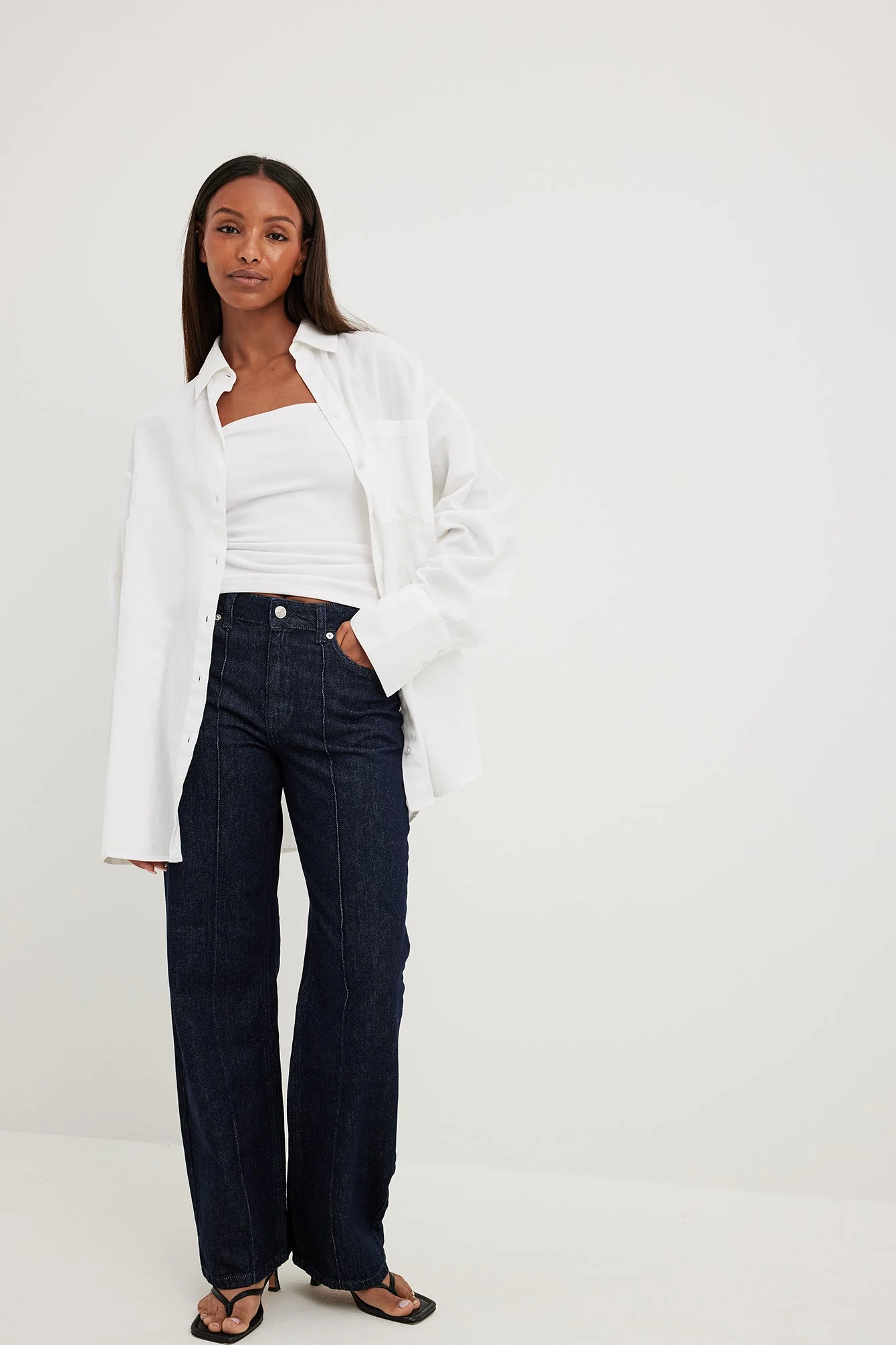 Jeanshose mit Falte vorne