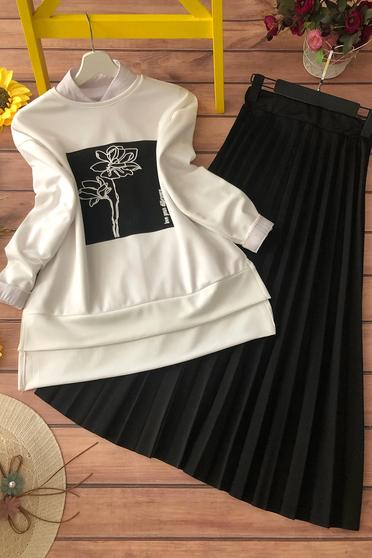 MODAQU  Rock-Blusen-Set mit Blumenmuster – Schwarz