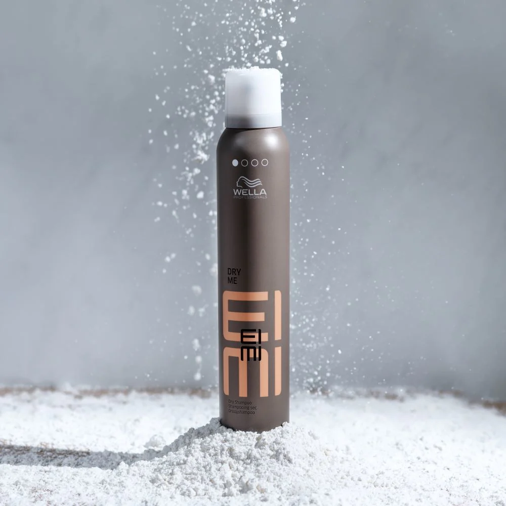Champú seco EIMI Dry Me para peinar