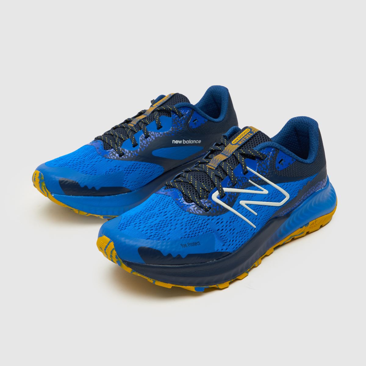 New Balance Dynasoft Nitrel V5 cipők fekete és kék színben