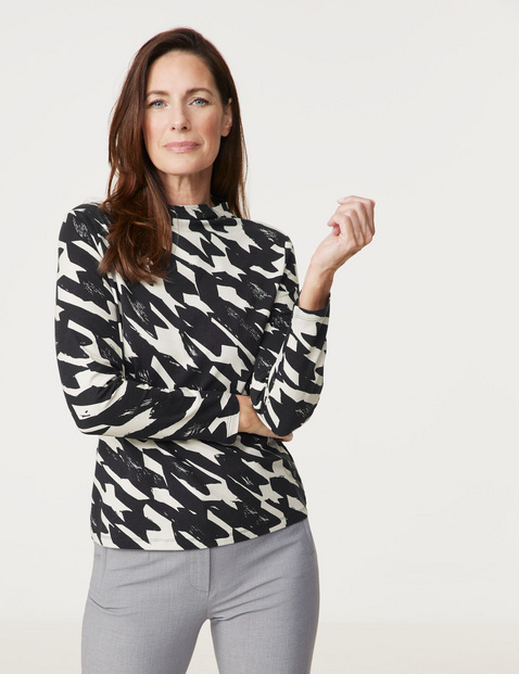 Nachhaltiges Langarmshirt mit Turtleneck
