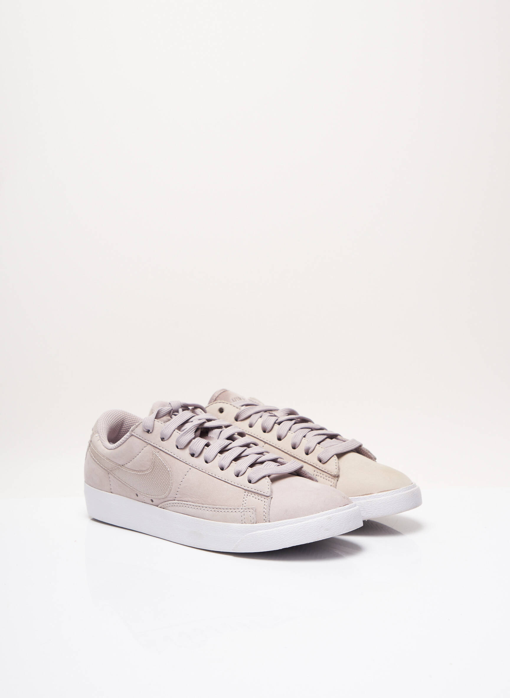 Nike Baskets Femme couleur beige