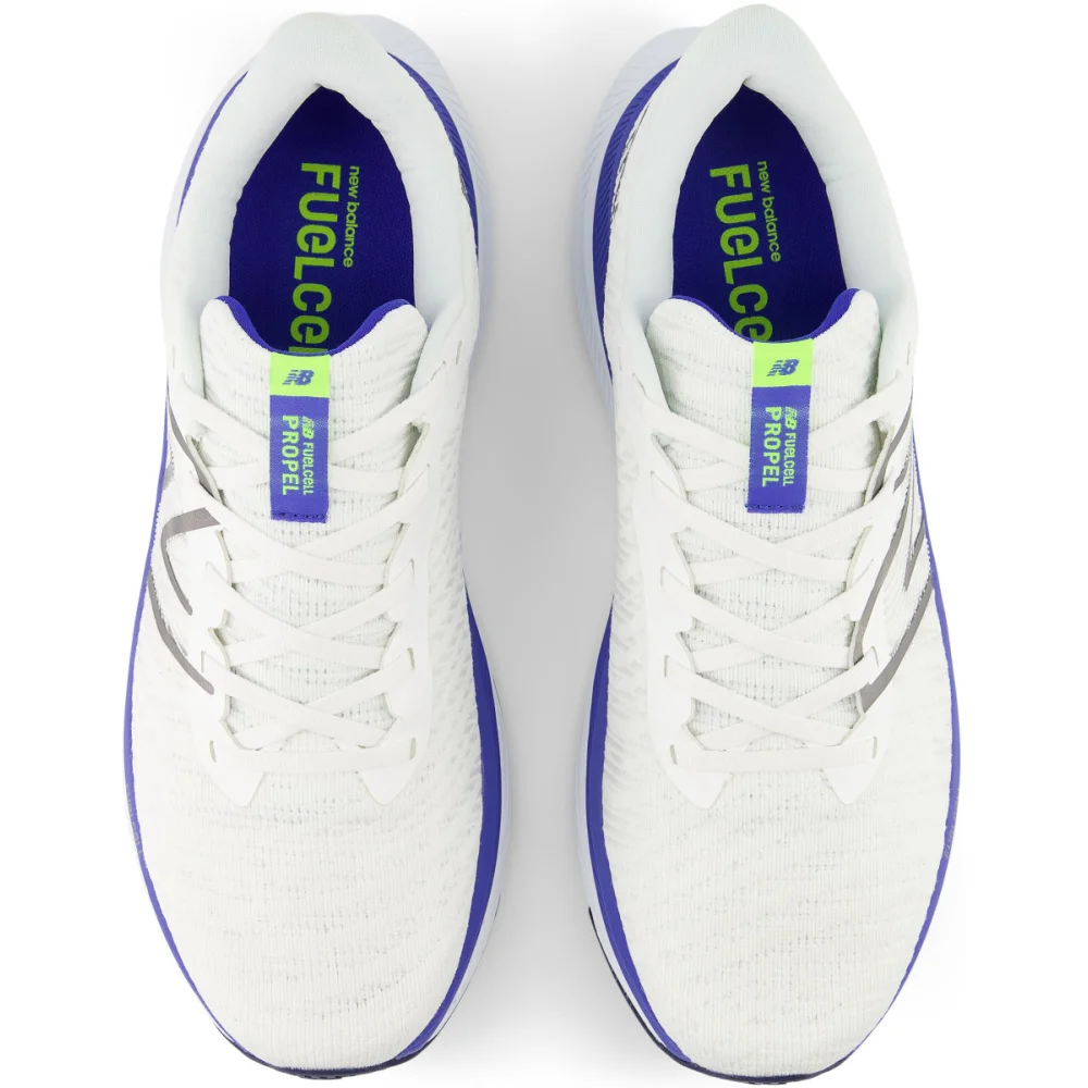 New Balance Fuelcell Propel V4 MFCPRCW4-D / weiss