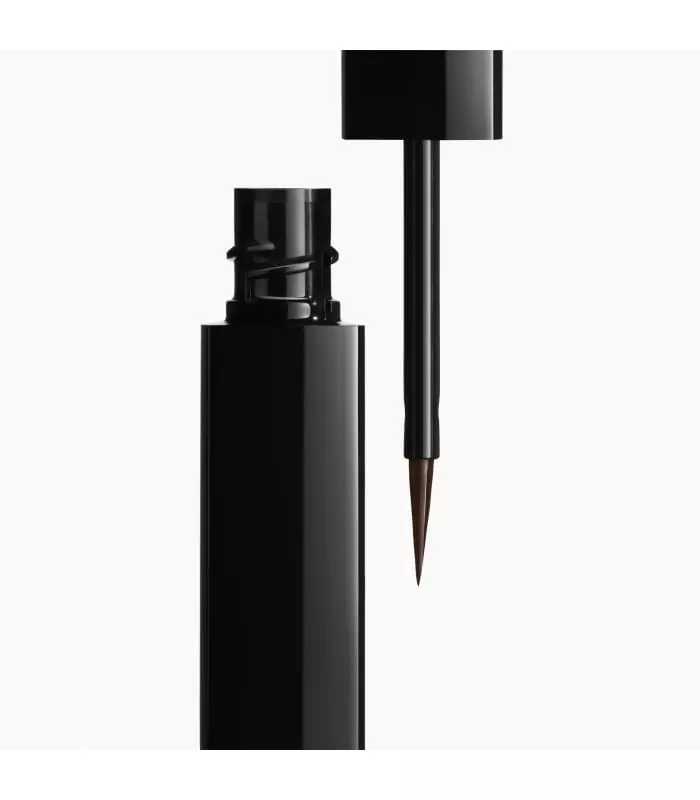 LE LINER DE CHANEL Eye-liner liquide haute précision, longue tenue et waterproof
