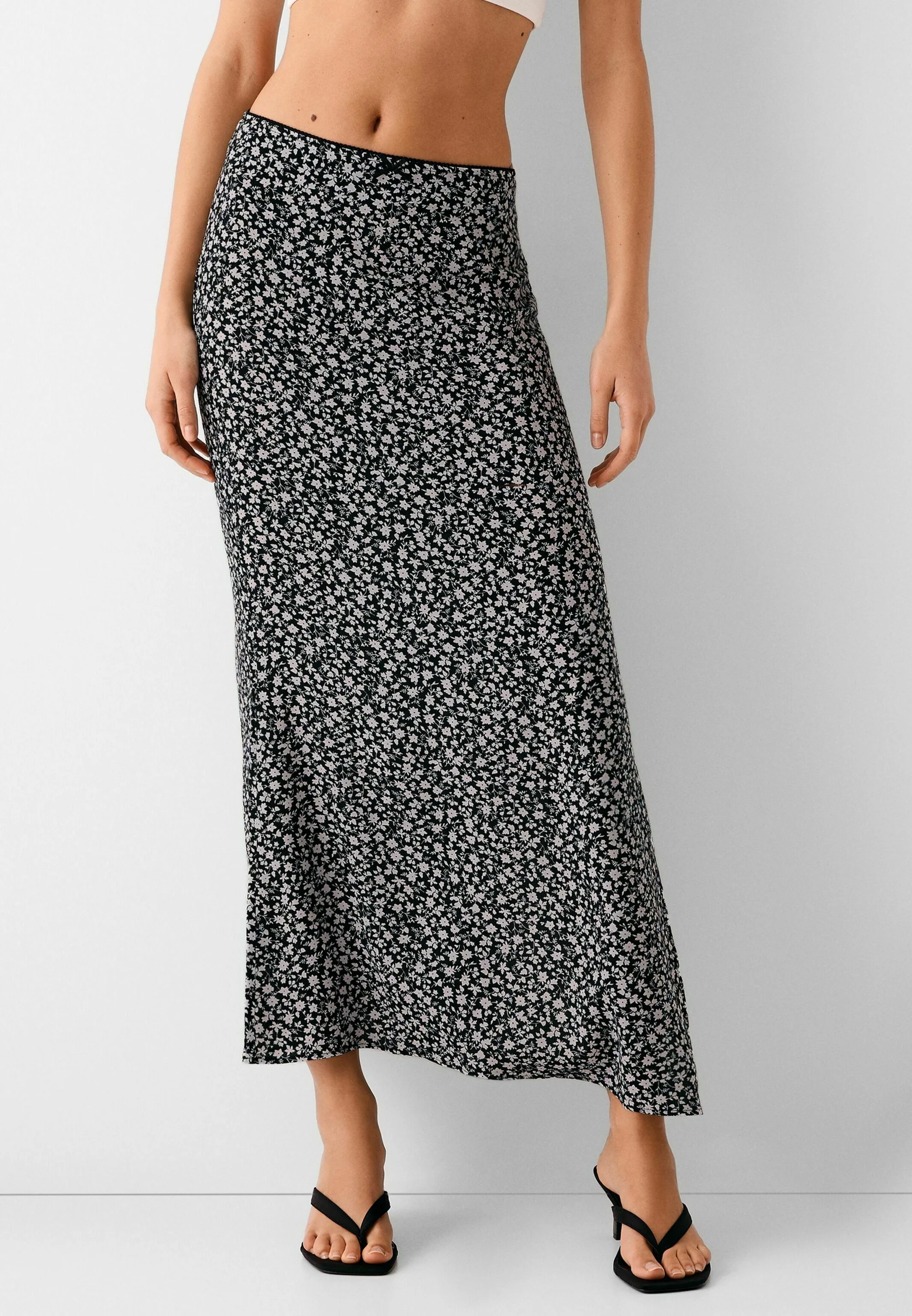 Falda larga Bershka