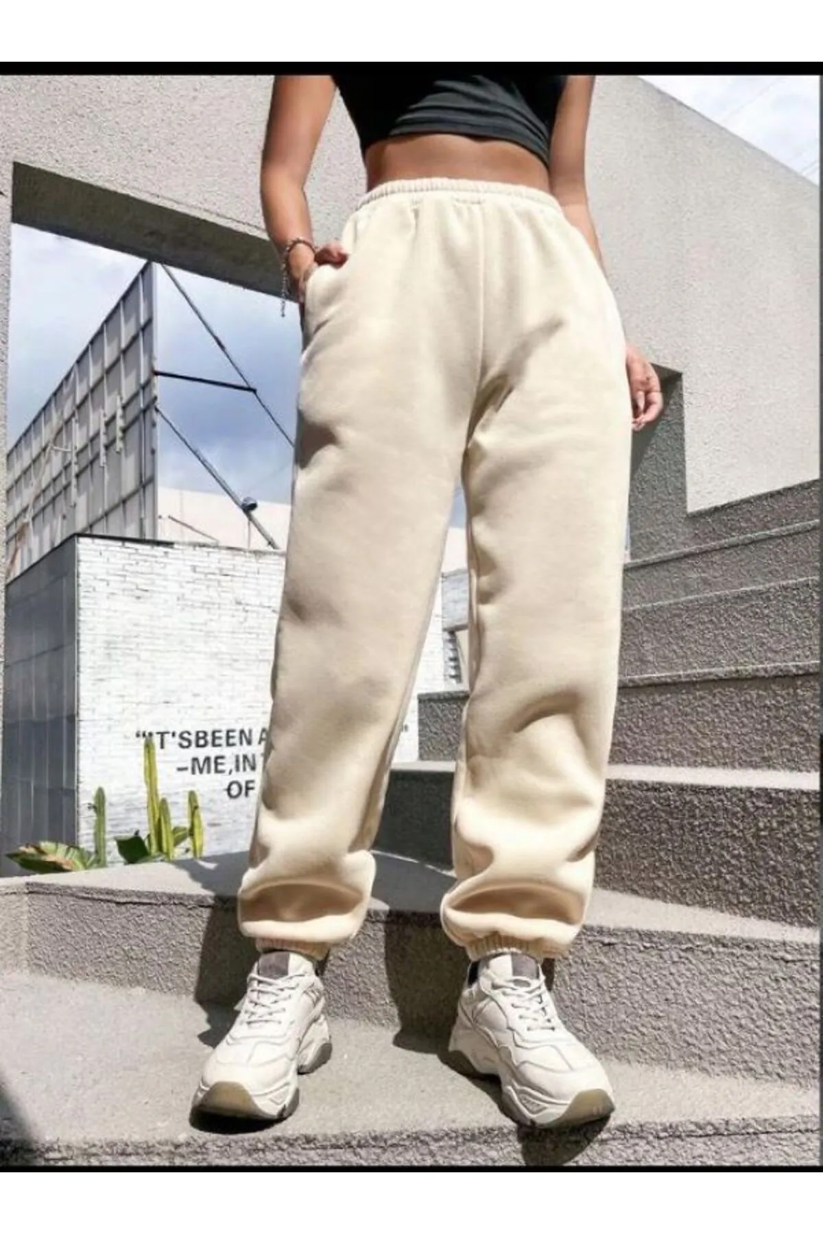 Know  Beigefarbene elastische Jogginghose für Damen