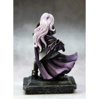 Nazera Bloodraven, Vampire (REA03681)