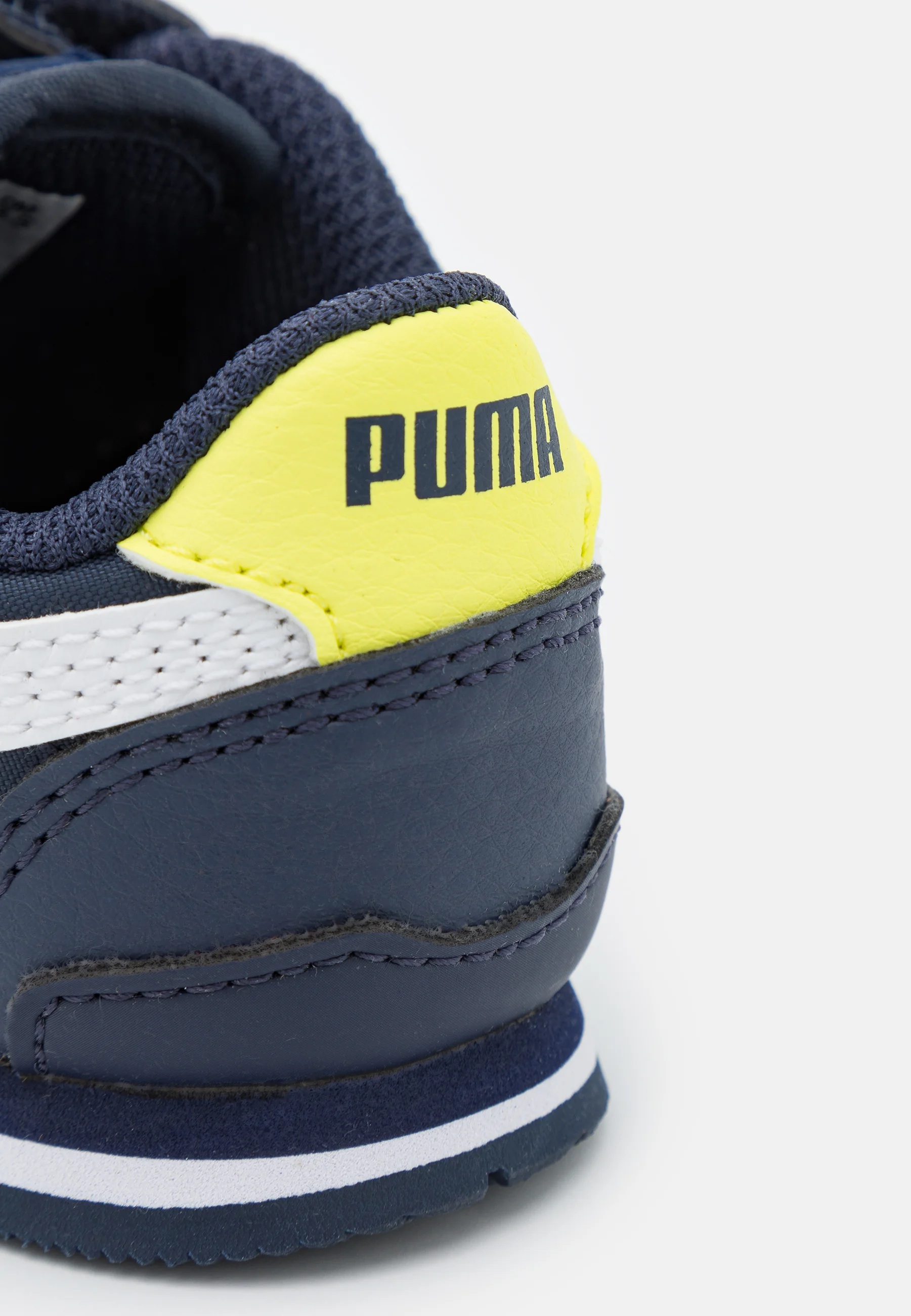 Puma ST RUNNER UNISEX - Zapatillas bajas