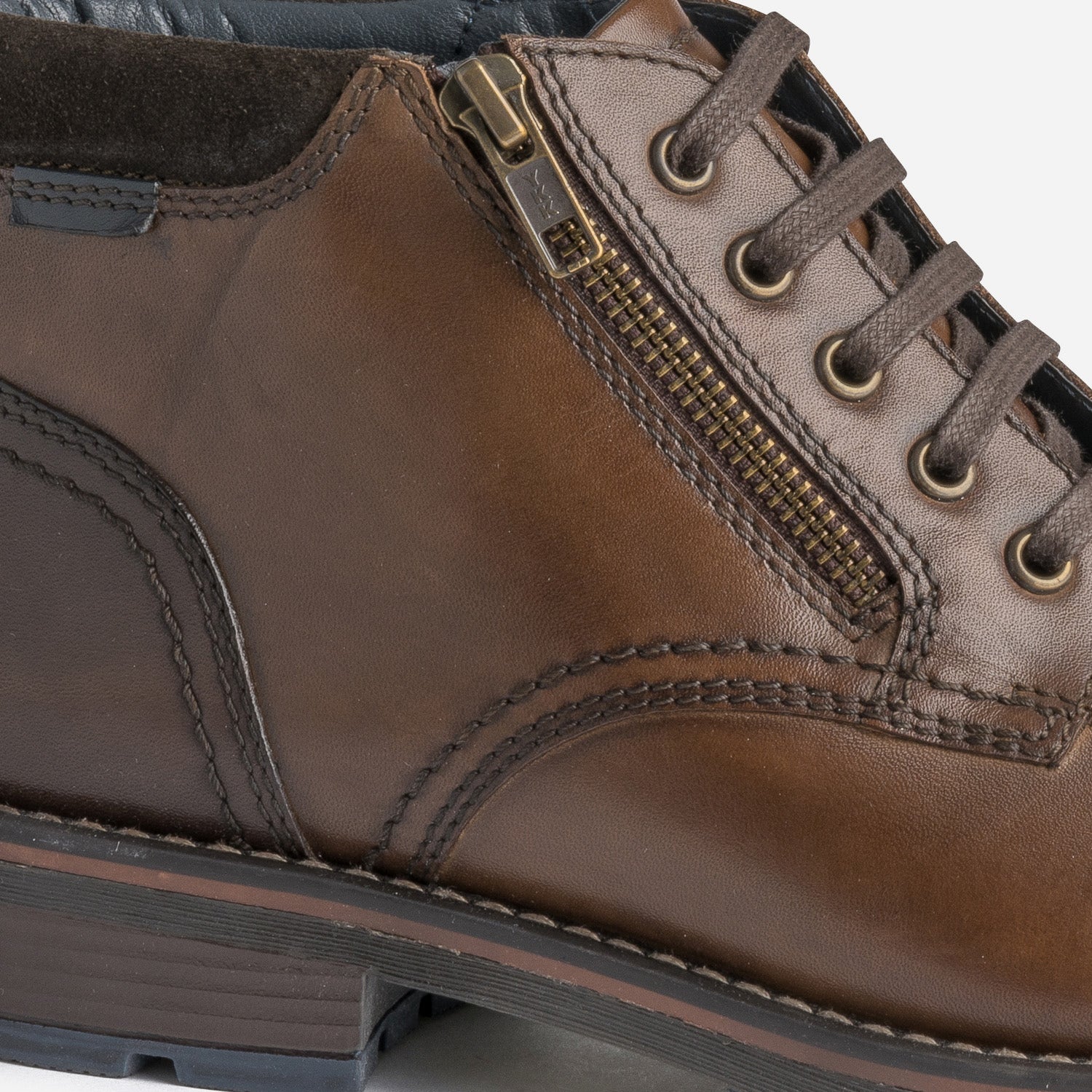 Boots à lacet marron en cuir