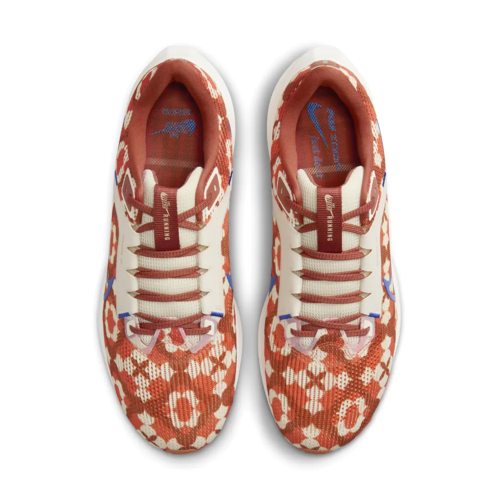 Nike Pegasus 40 Premium Air Zoom FQ7680-100 / orange