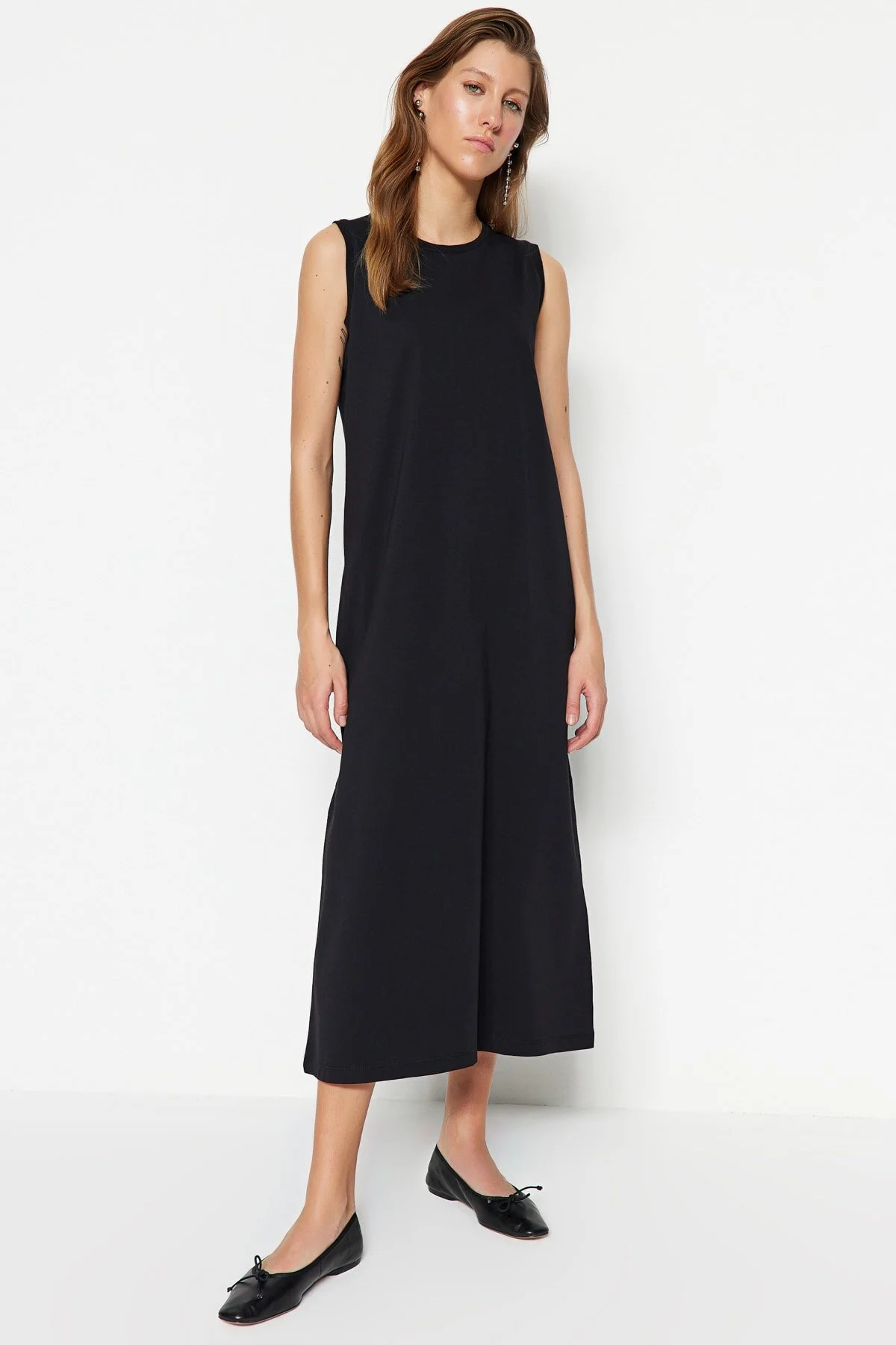 Trendyol Modest  Schwarzes ärmelloses Dessous-Strickkleid TCTSS23EB00362