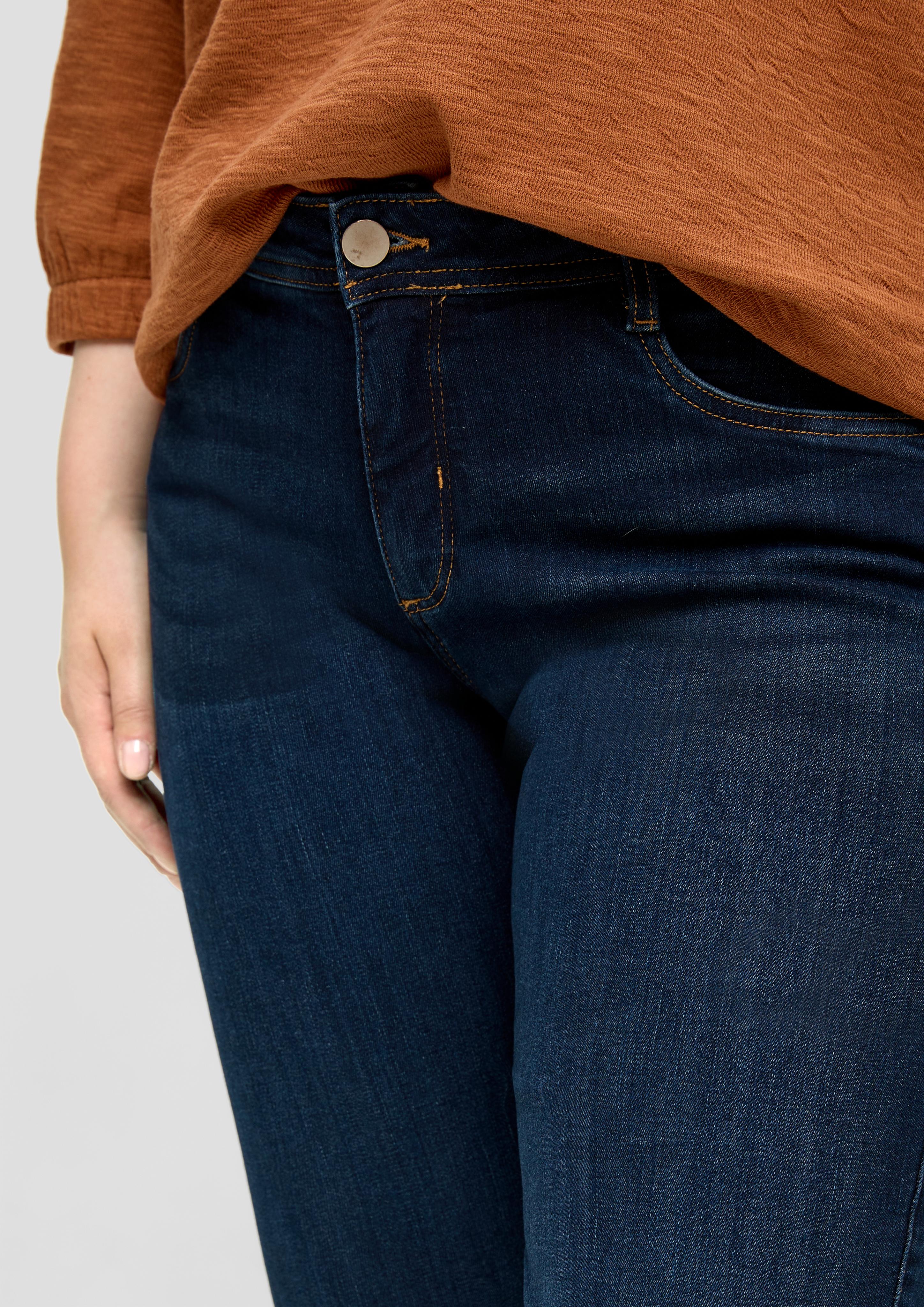 Jeans / Curvy Fit / Mid Rise / Straight Leg  2134787-58Z4