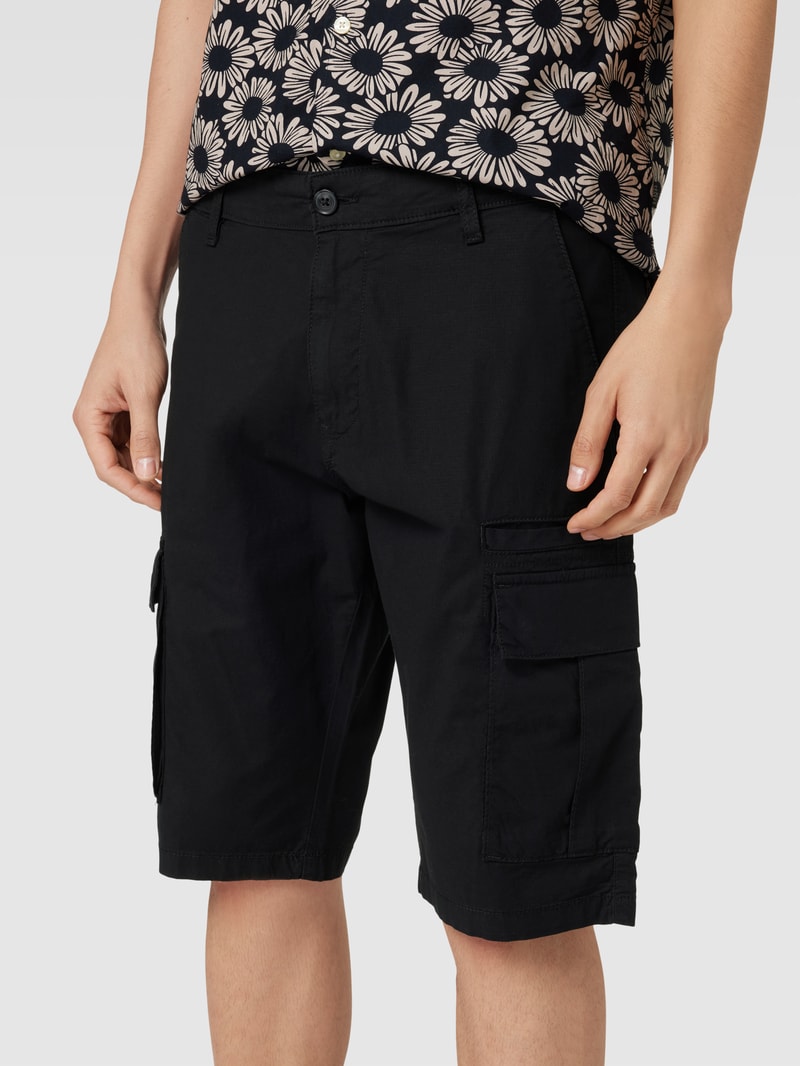 Cargoshorts mit Stretch-Anteil in schwarz