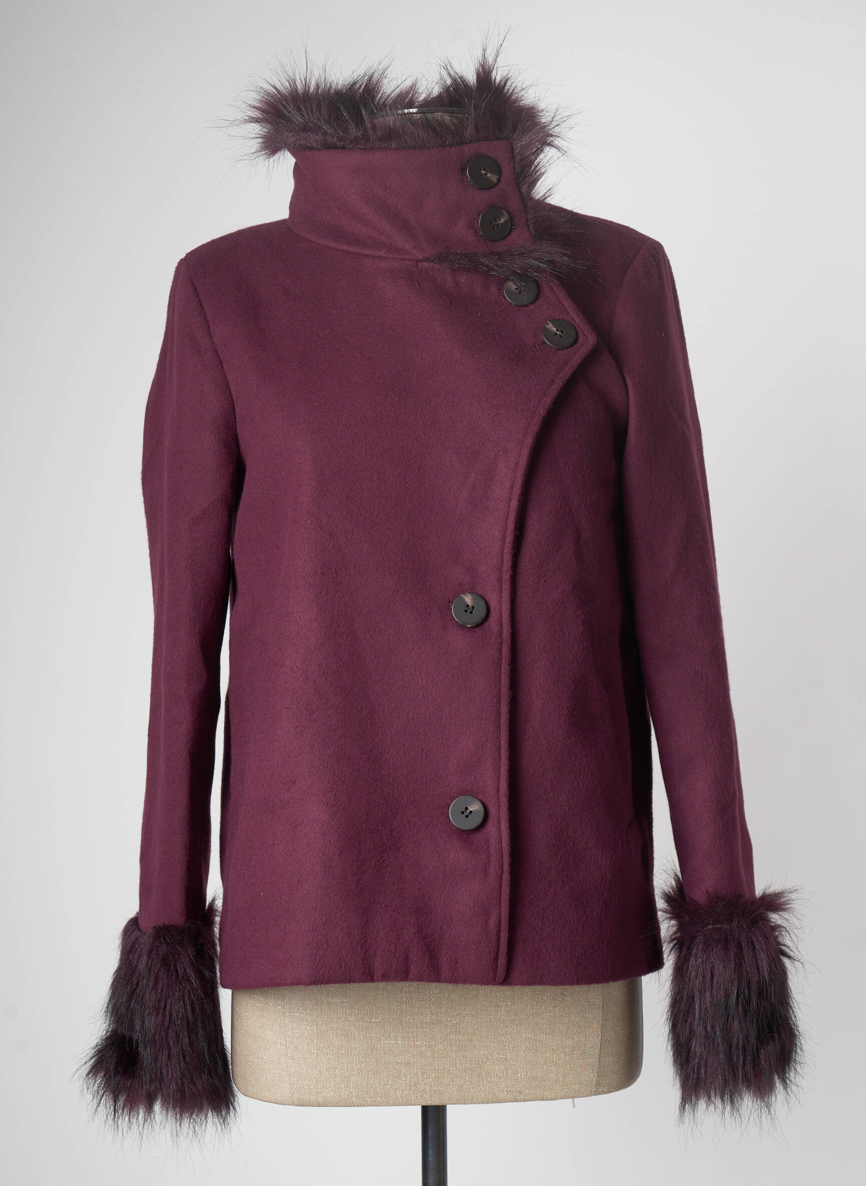 Vila Manteaux Courts Femme couleur rouge