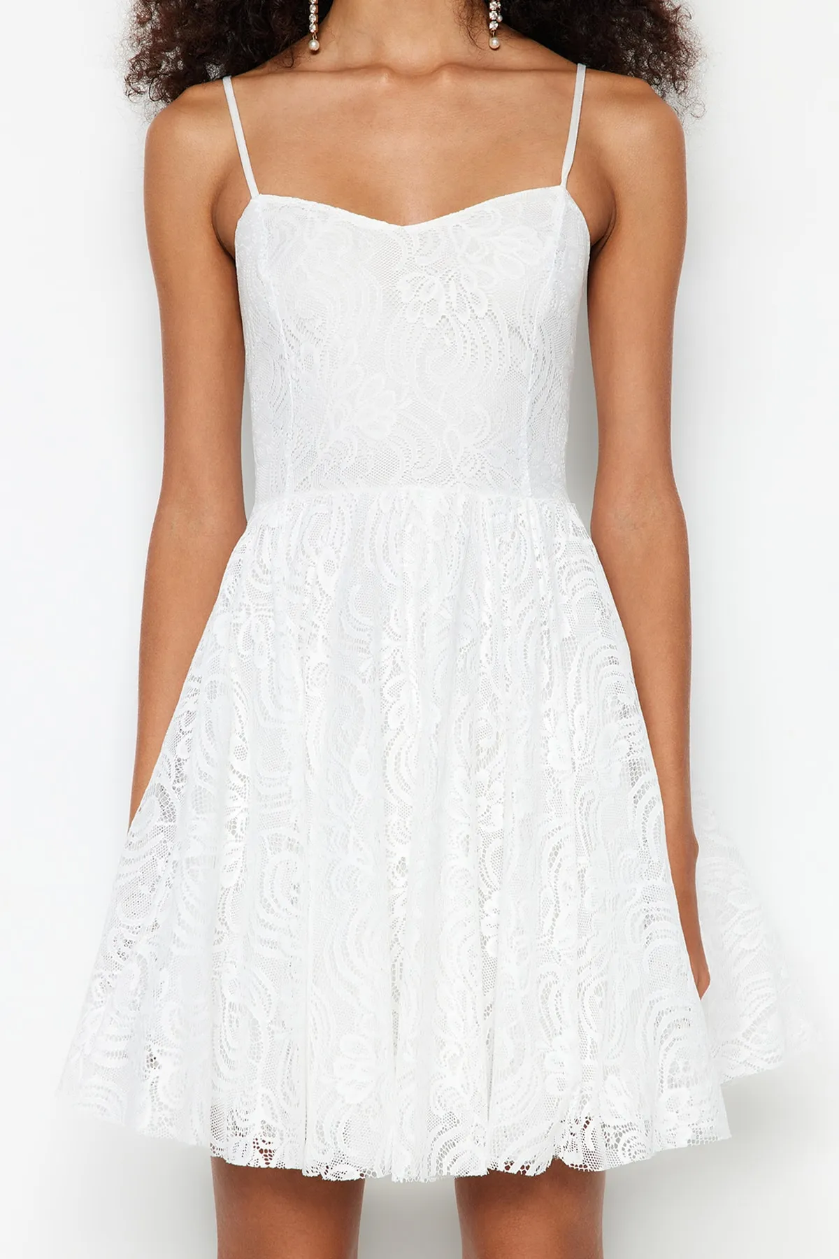 Trendyol Collection  Ecru-Taille geöffnet / Skater-gefüttert Spitze Hochzeit / Hochzeit Elegantes Abendkleid TPRSS23EL00525