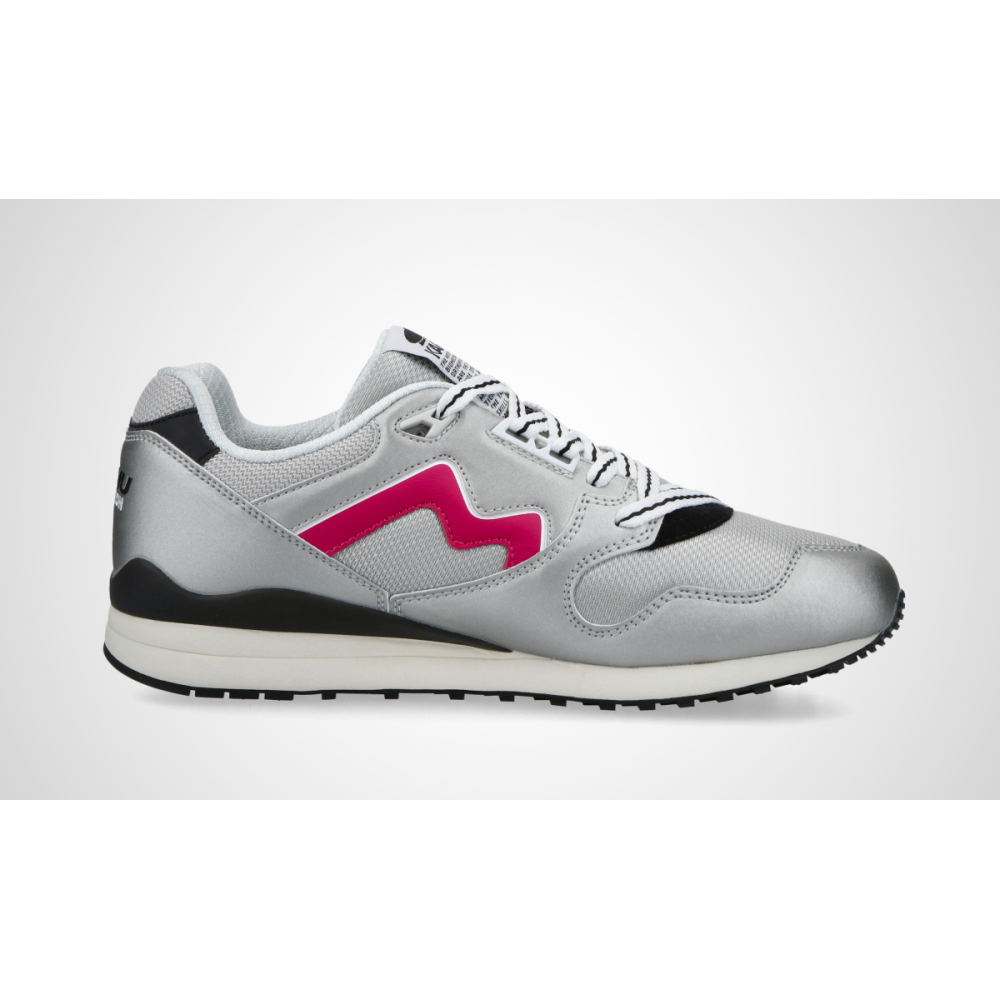 Karhu Synchron Classic F802659 / grau