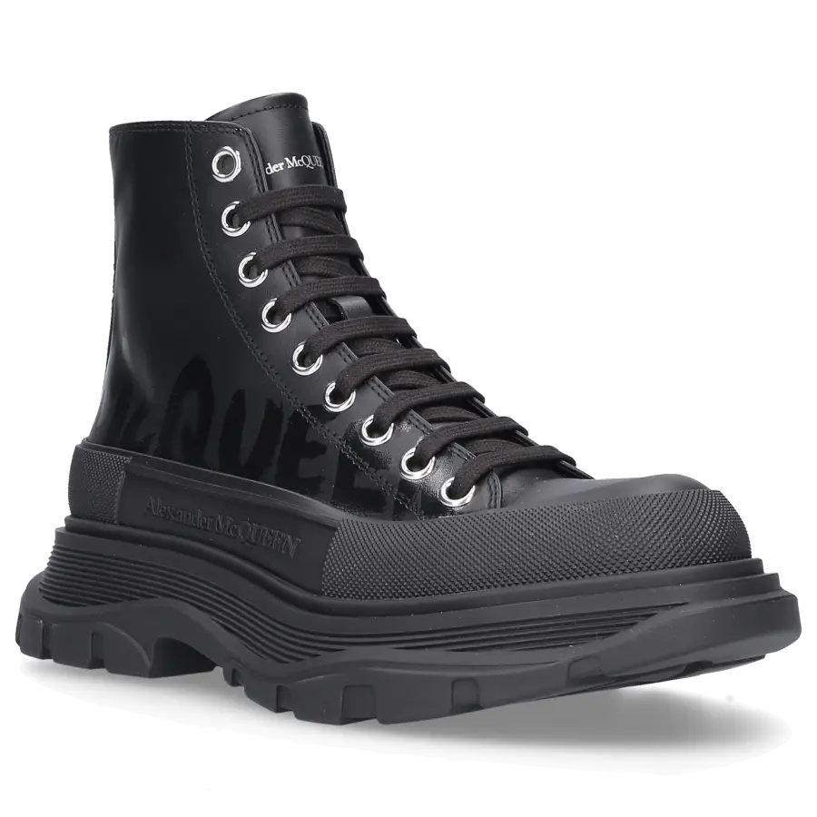 Alexander McQueen - Stiefeletten TREAD Kalbsleder - schwarz