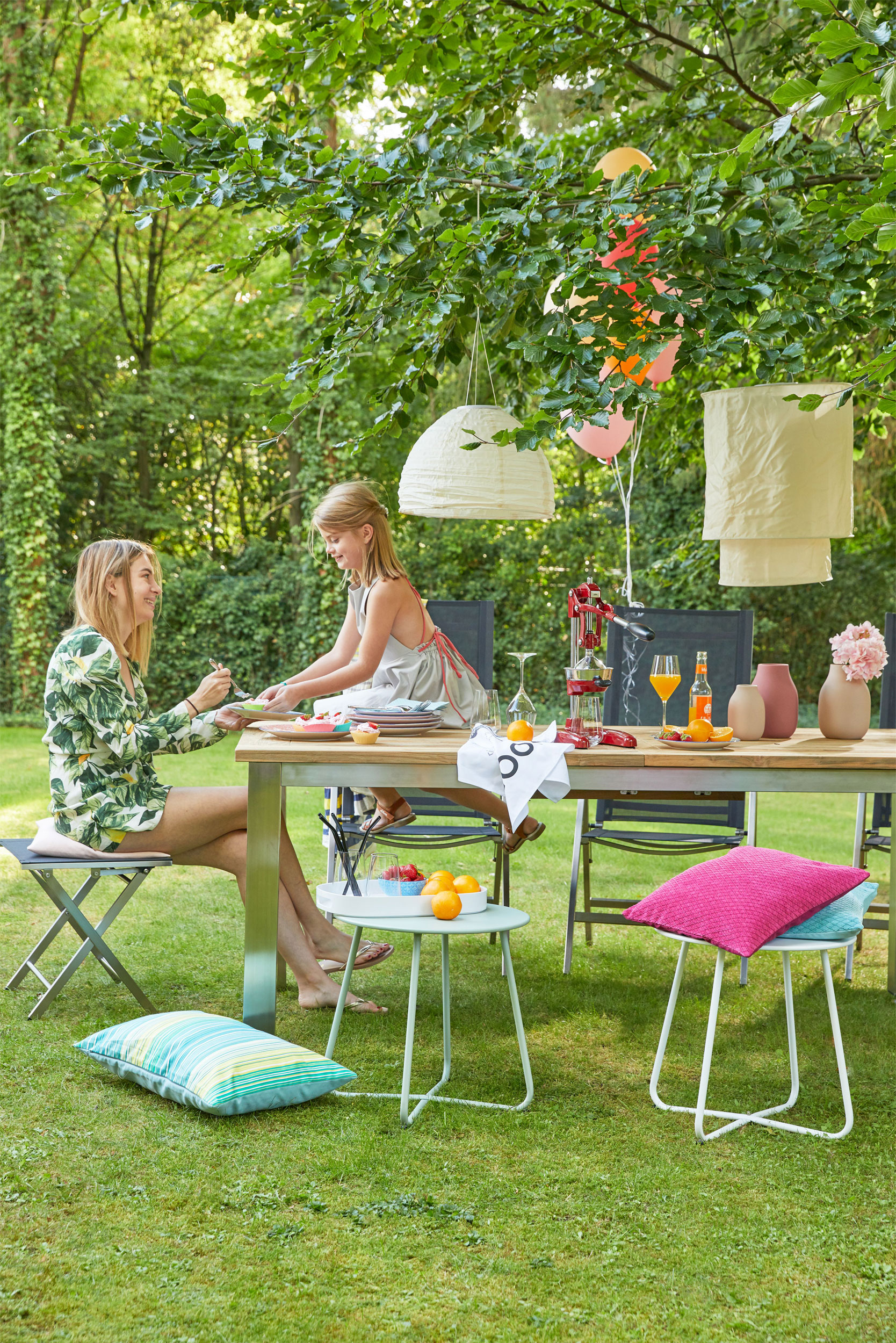 OUTDOORGarten-Beistelltisch klein