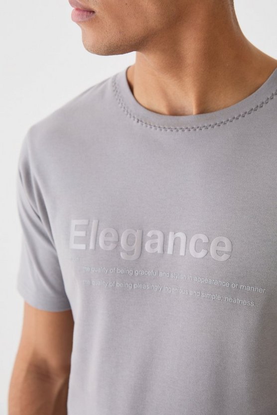 Slim Elegance Gloss Print T-shirt