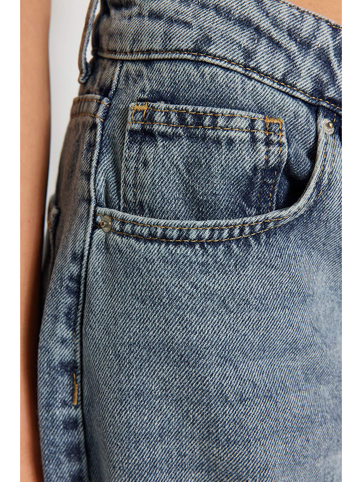 trendyol Jeans - Mom fit - in Blau günstig kaufen