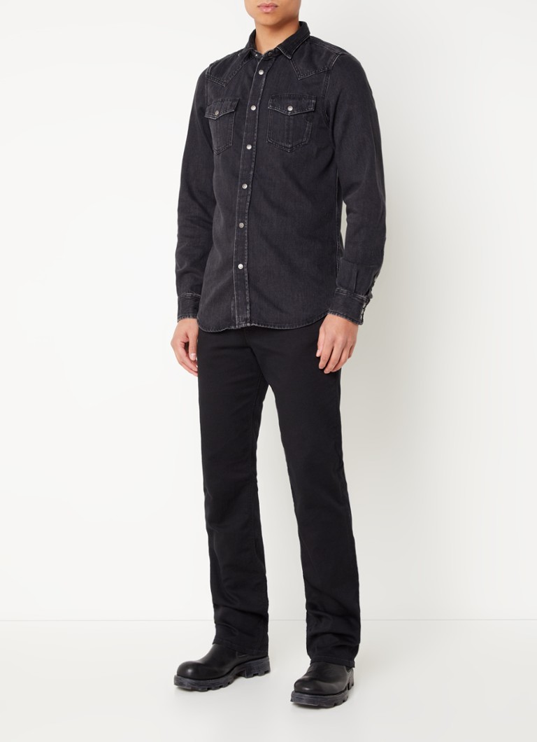 Camicia Diesel D-Vega a vestibilità classica in chambray con tasche sul petto.
