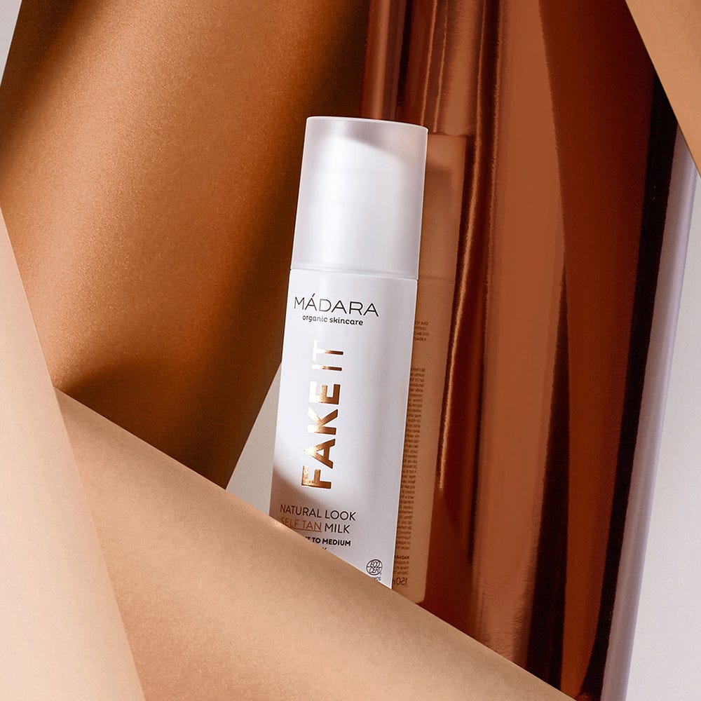 MÁDARA Fake It Natural look Self-Tan Milk 150 ml