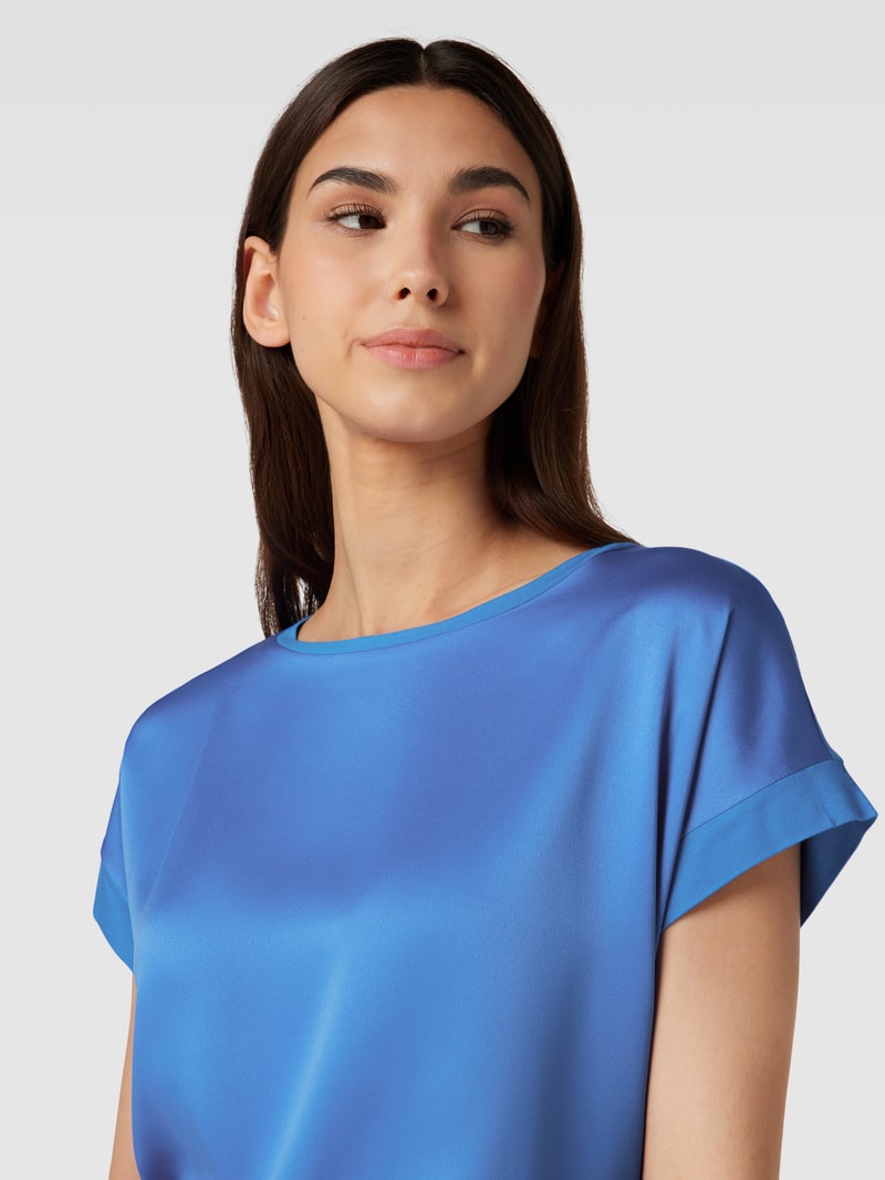 T-Shirt in Satin-Optik in blau